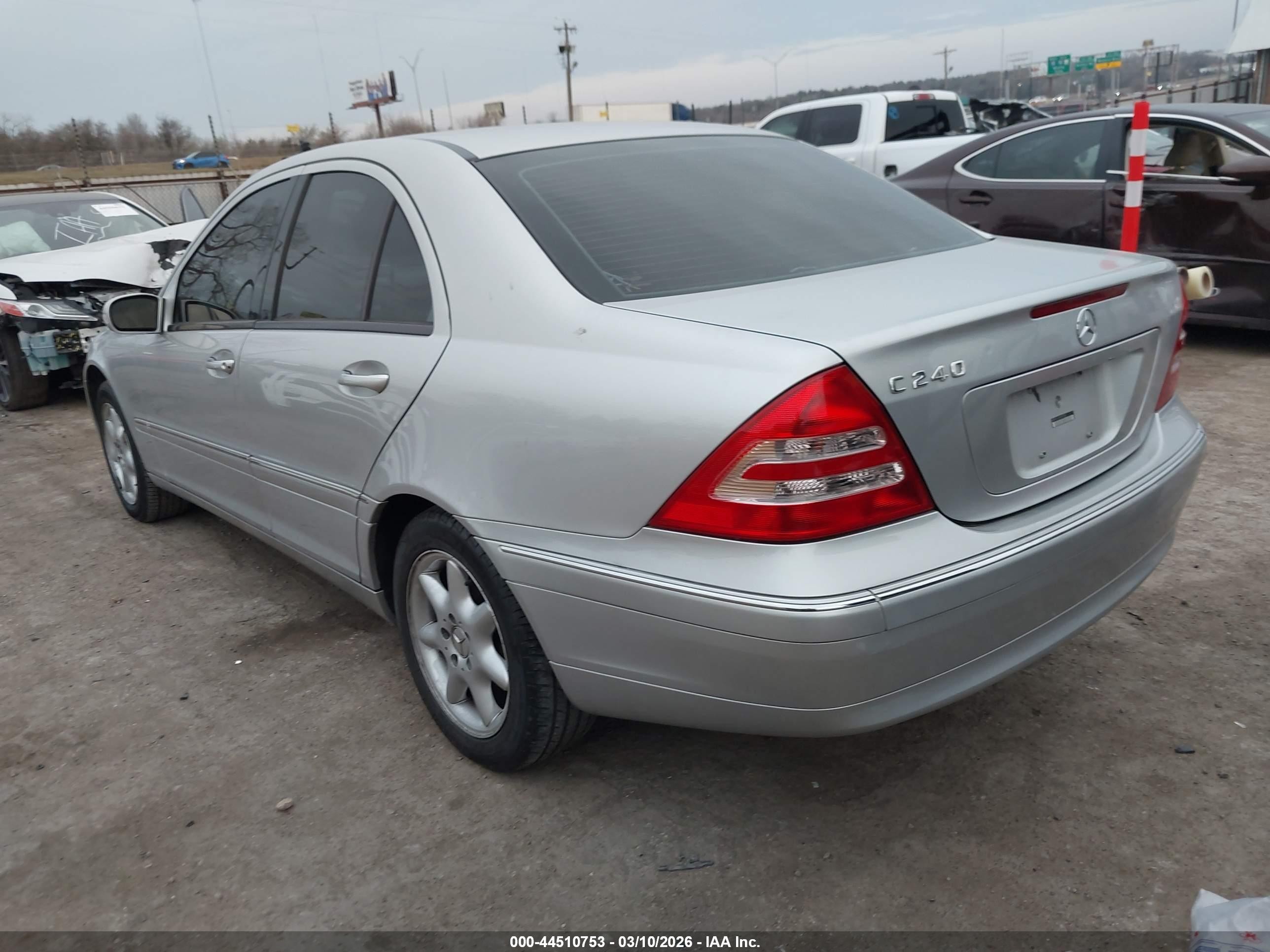 2003 Mercedes-benz C 240   Silver vin: WDBRF61JX3F351952