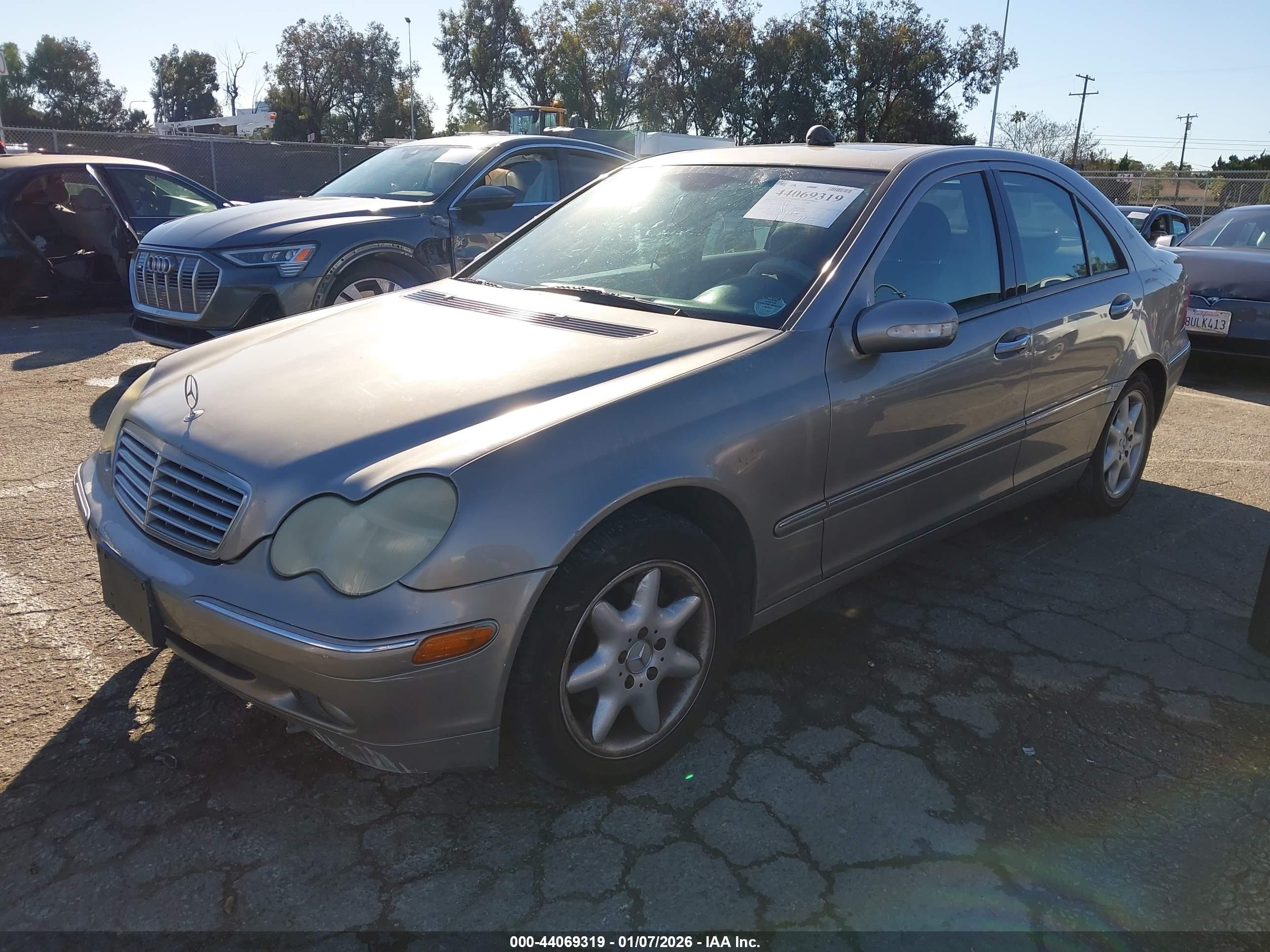 2003 Mercedes-benz C 240   Silver vin: WDBRF61JX3F389598