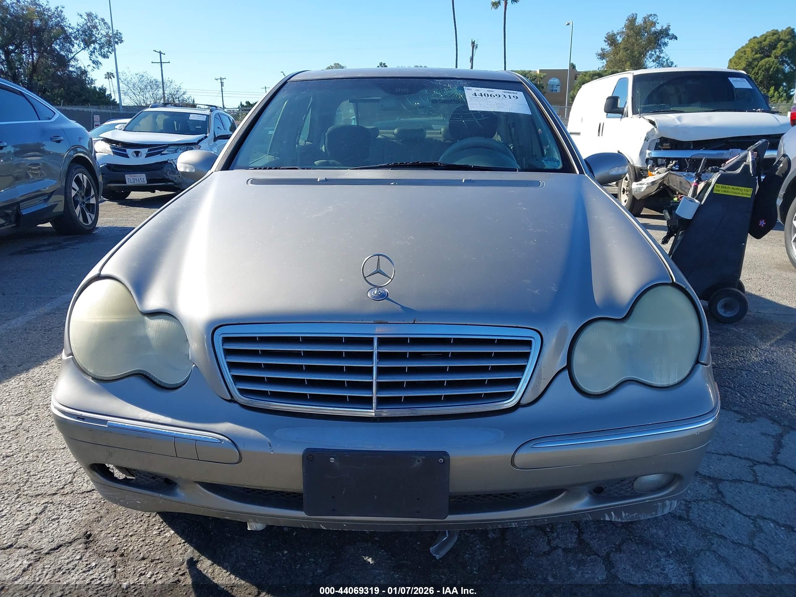 2003 Mercedes-benz C 240   Silver vin: WDBRF61JX3F389598