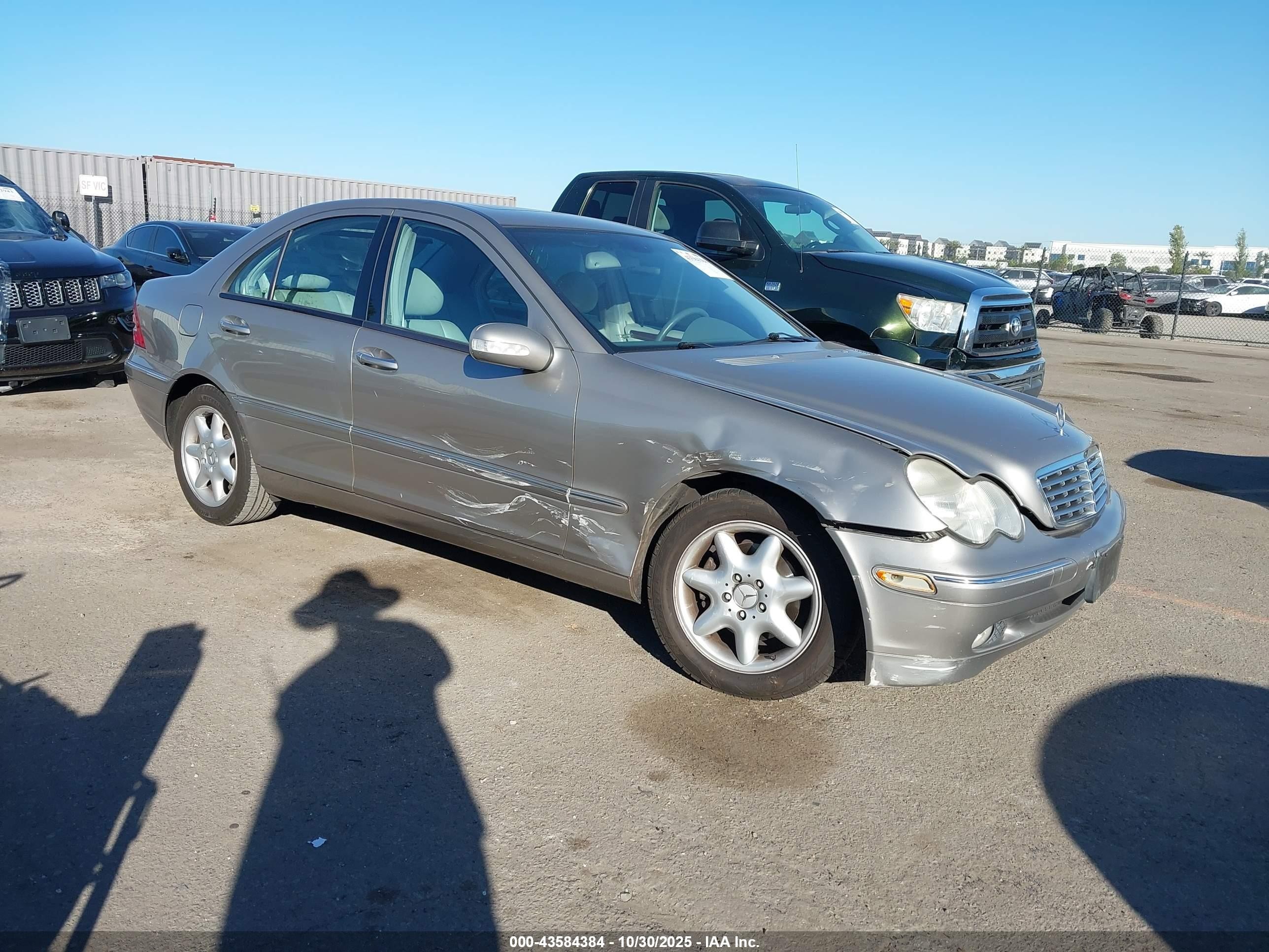 2003 Mercedes-benz C 240   Silver vin: WDBRF61JX3F395837
