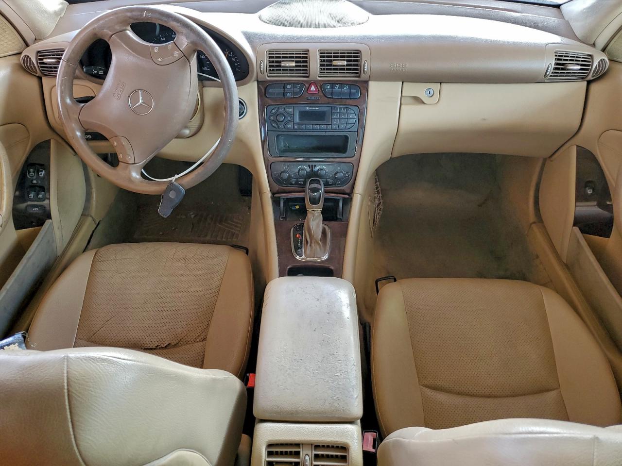 2004 Mercedes-benz C 240 White vin: WDBRF61JX4E015628