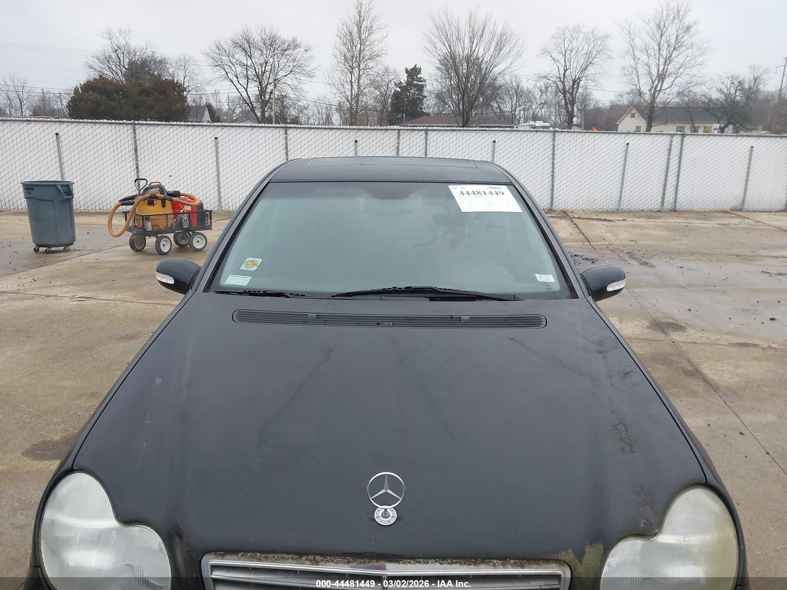 2001 Mercedes-benz C 320   Black vin: WDBRF64J01F112032