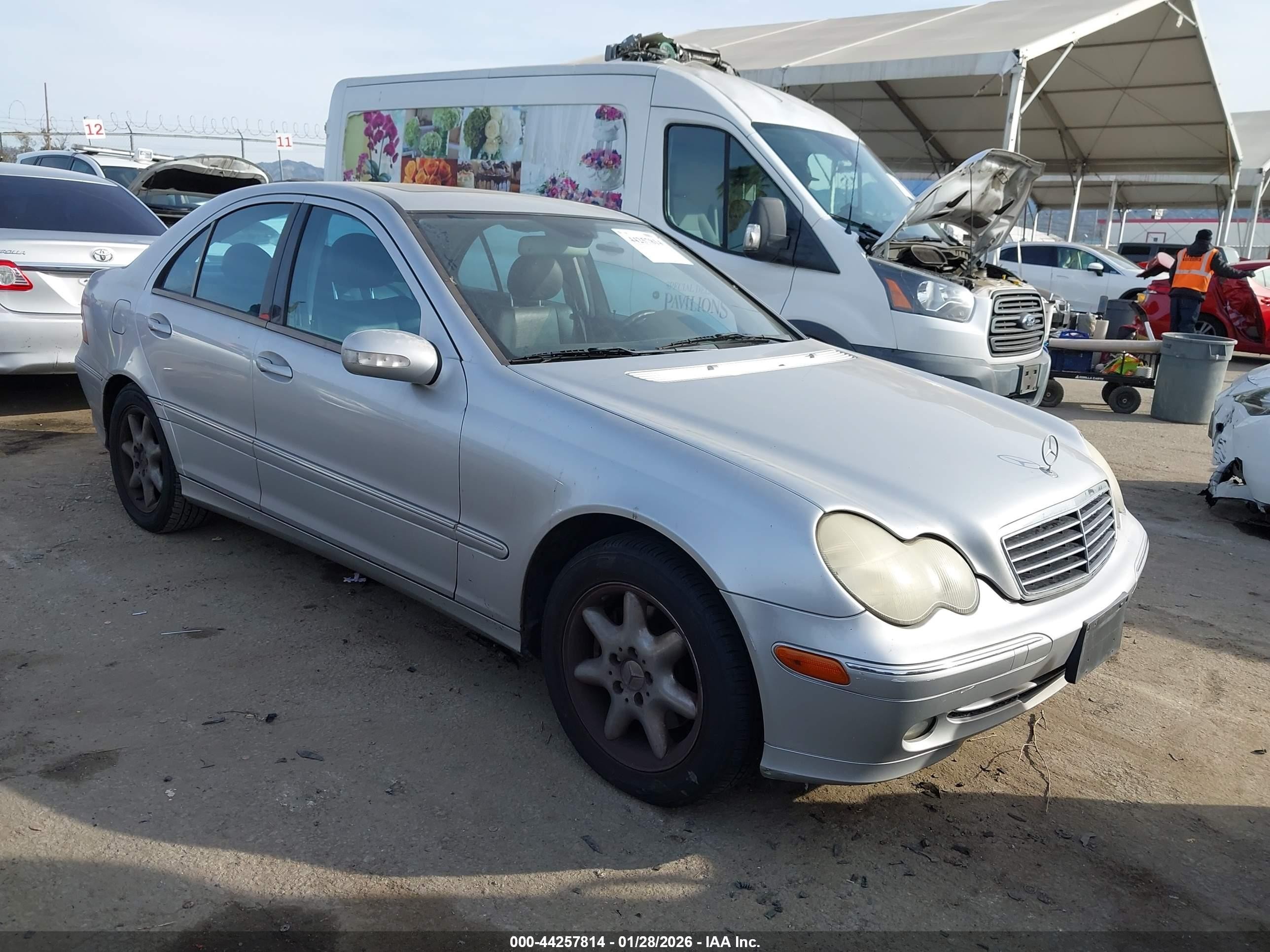 2001 Mercedes-benz C 320   Silver vin: WDBRF64J01F115268