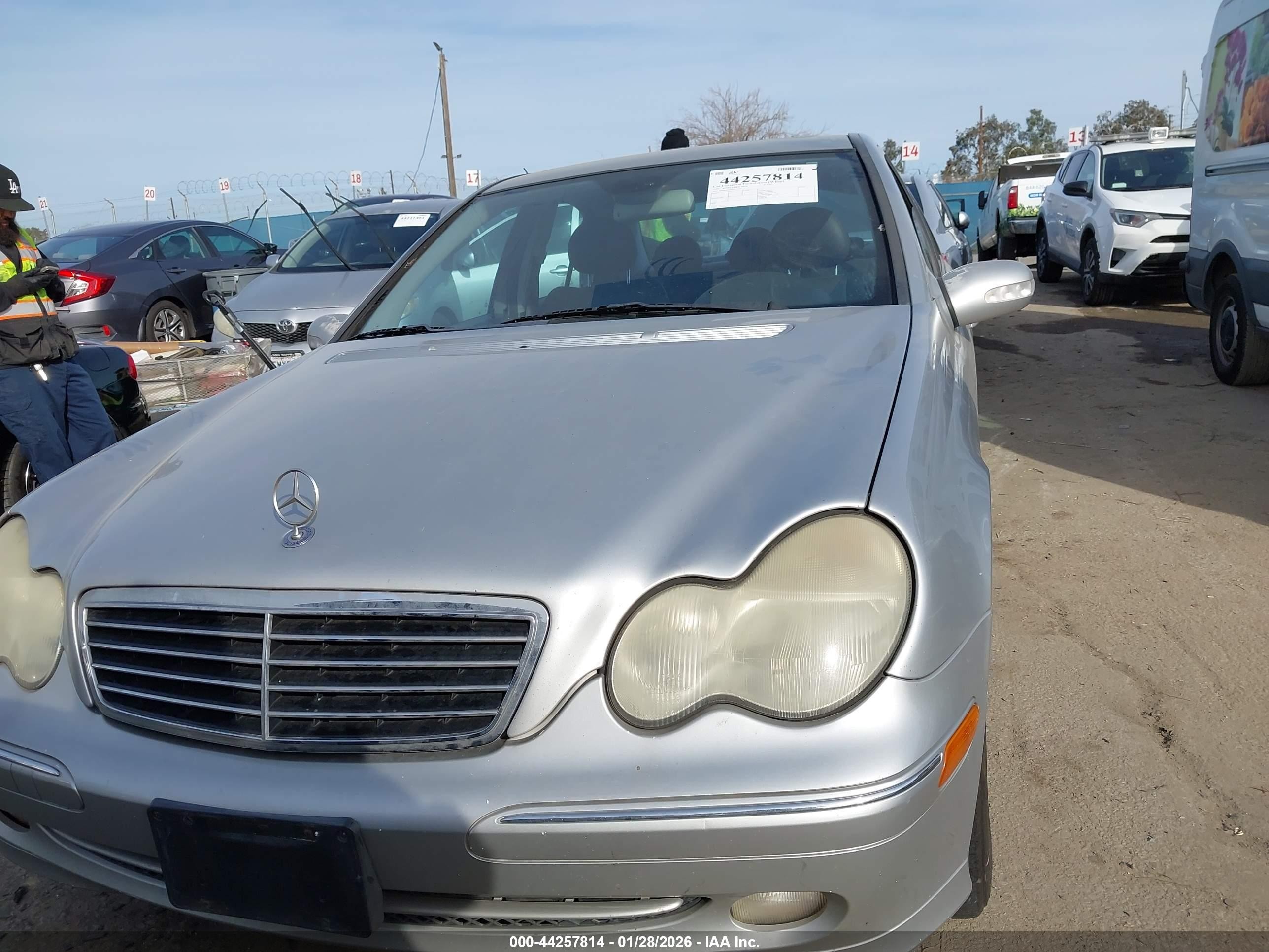2001 Mercedes-benz C 320   Silver vin: WDBRF64J01F115268