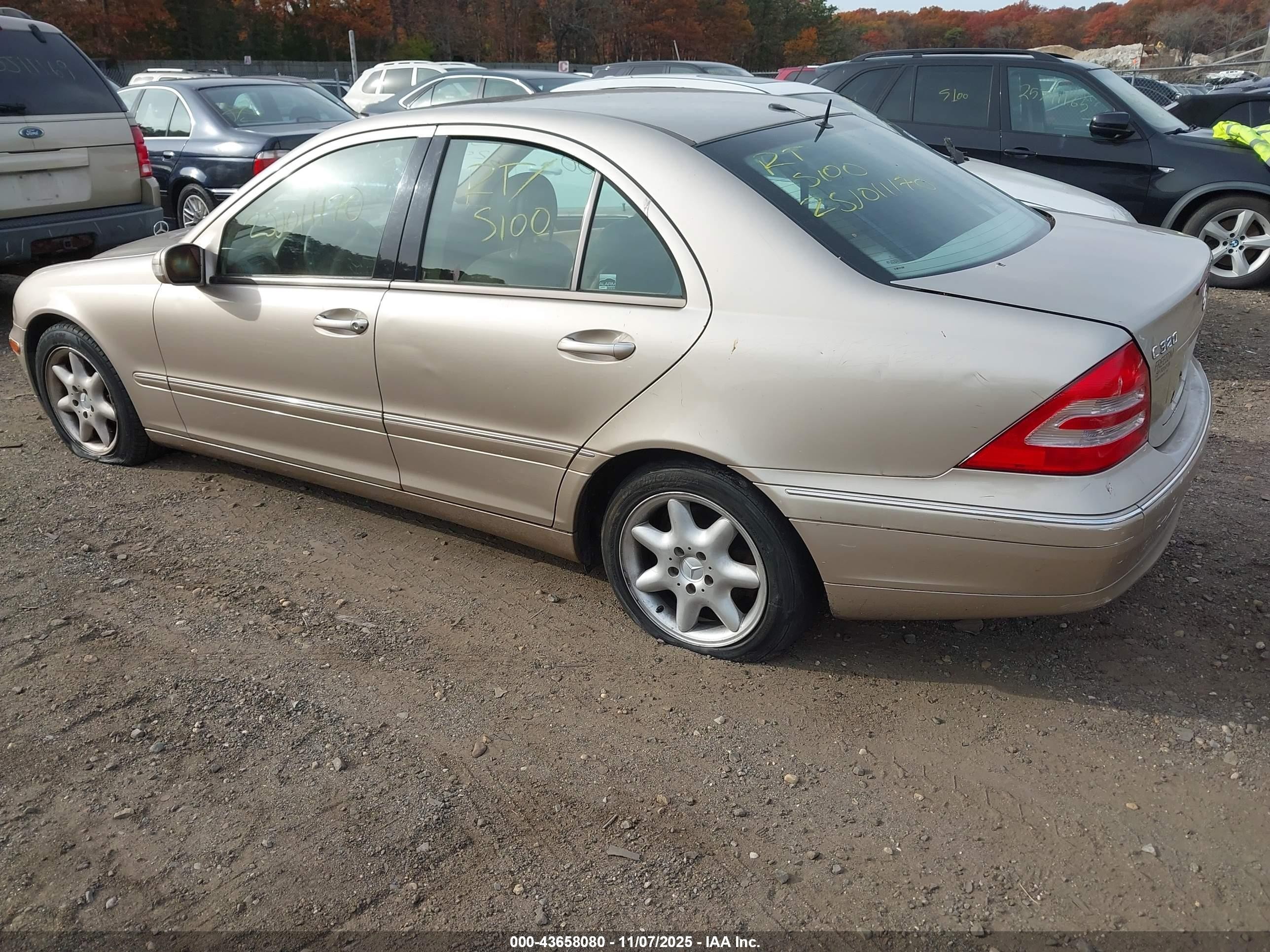 2002 Mercedes-benz C 320   Gold vin: WDBRF64J02E008132