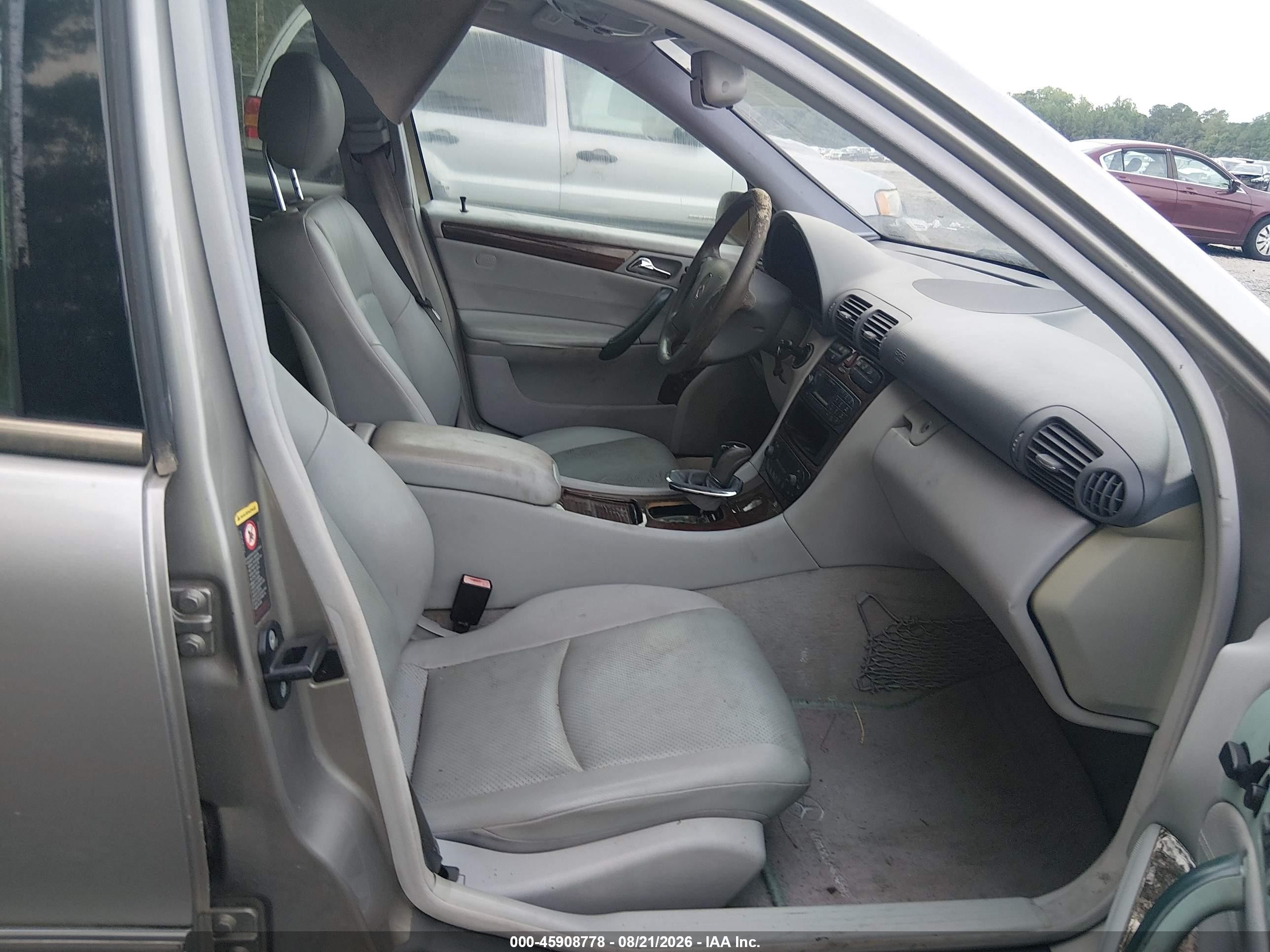 2003 Mercedes-benz C 320 Sport Gold vin: WDBRF64J03F338574