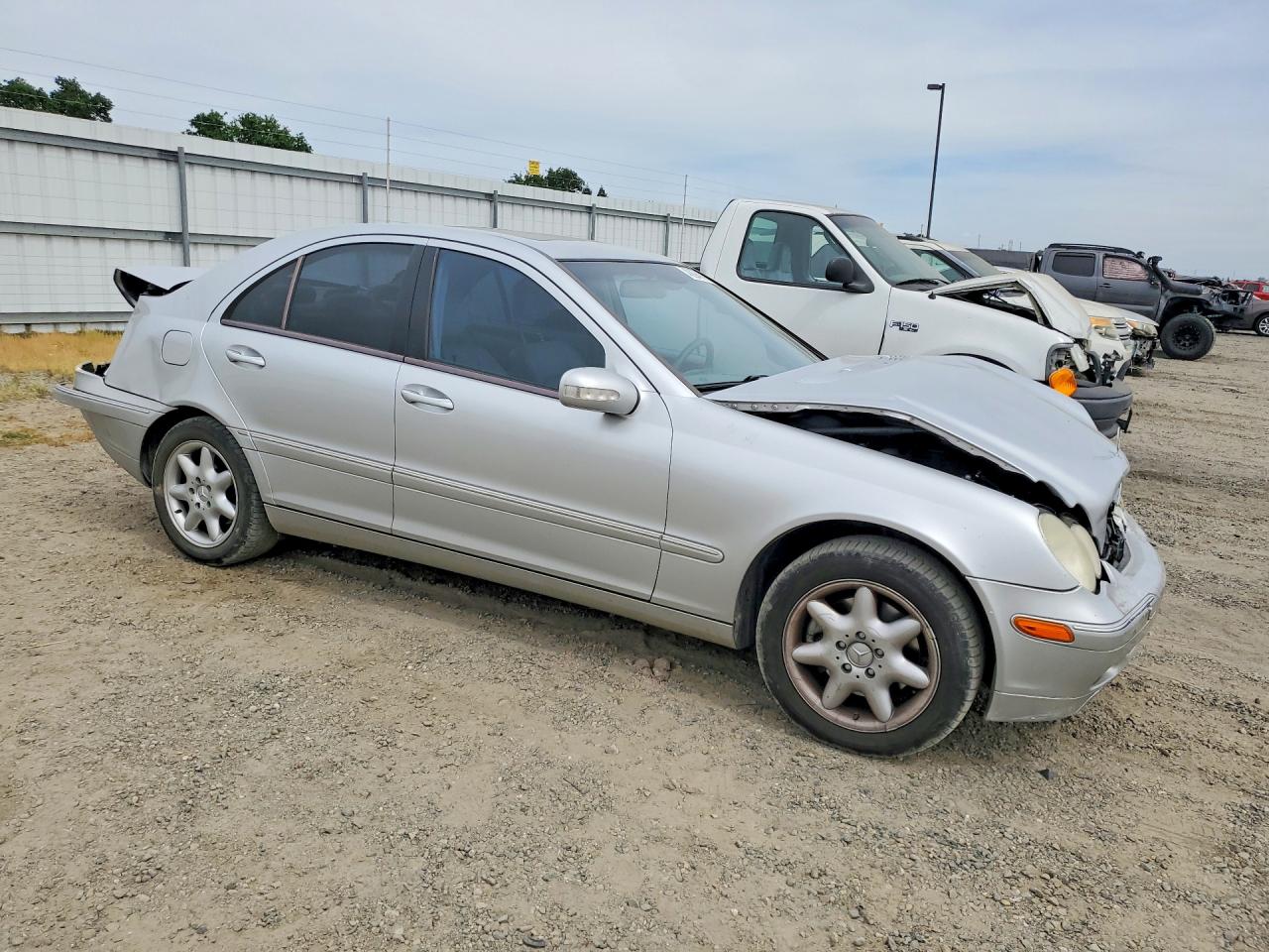 2001 Mercedes-benz C 320 Silver vin: WDBRF64J11F046266