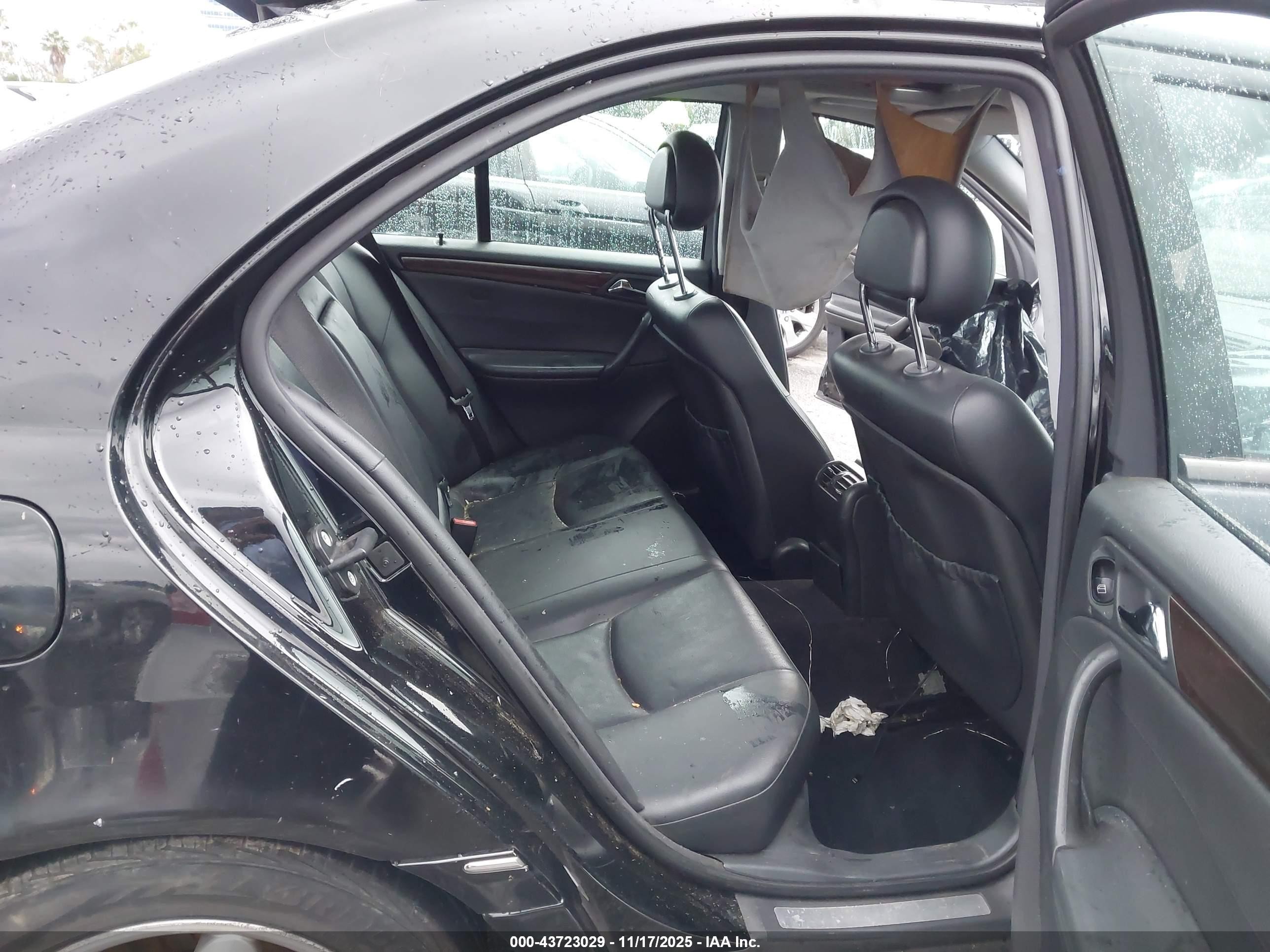 2001 Mercedes-benz C 320   Black vin: WDBRF64J11F072852