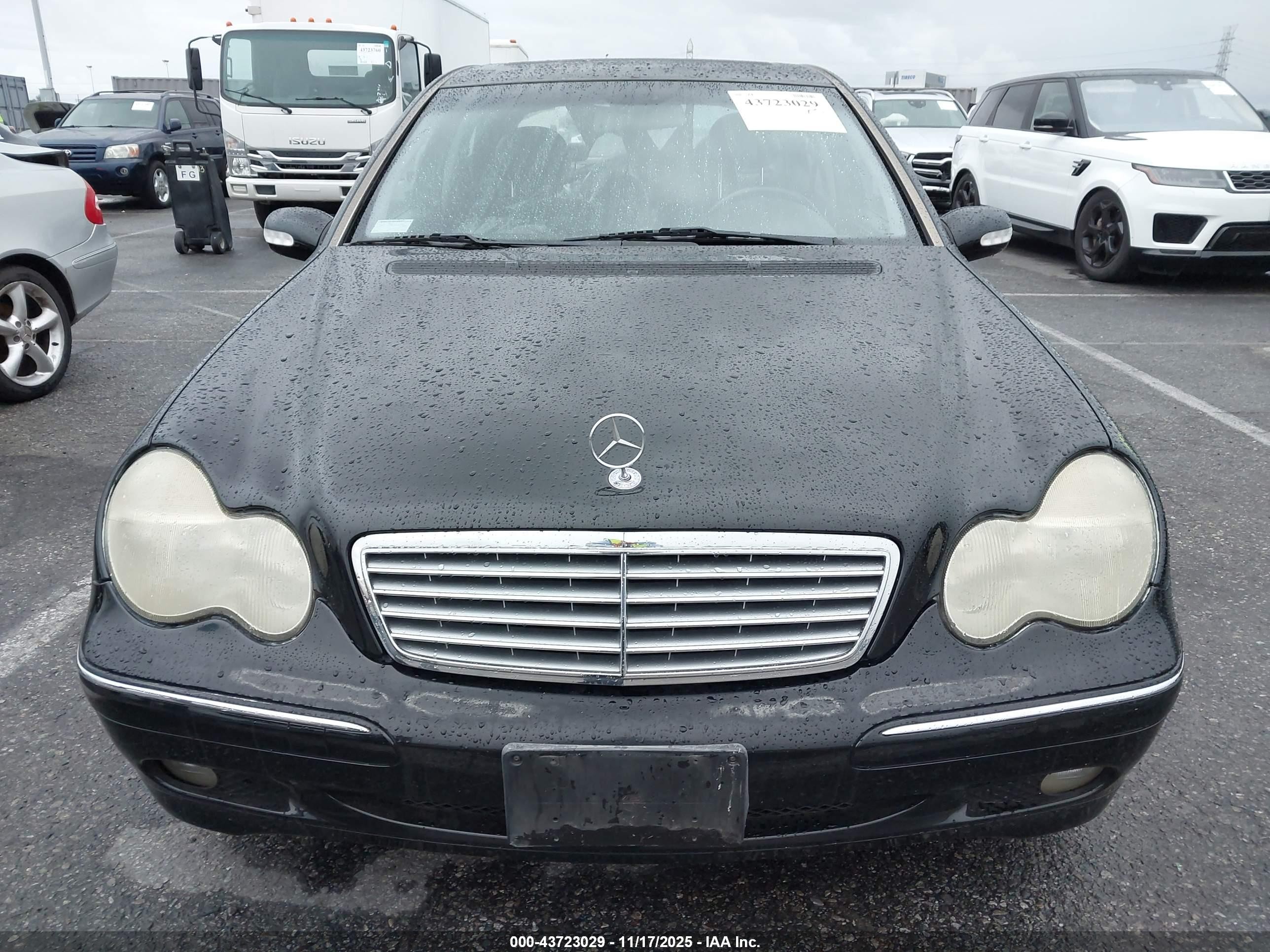 2001 Mercedes-benz C 320   Black vin: WDBRF64J11F072852