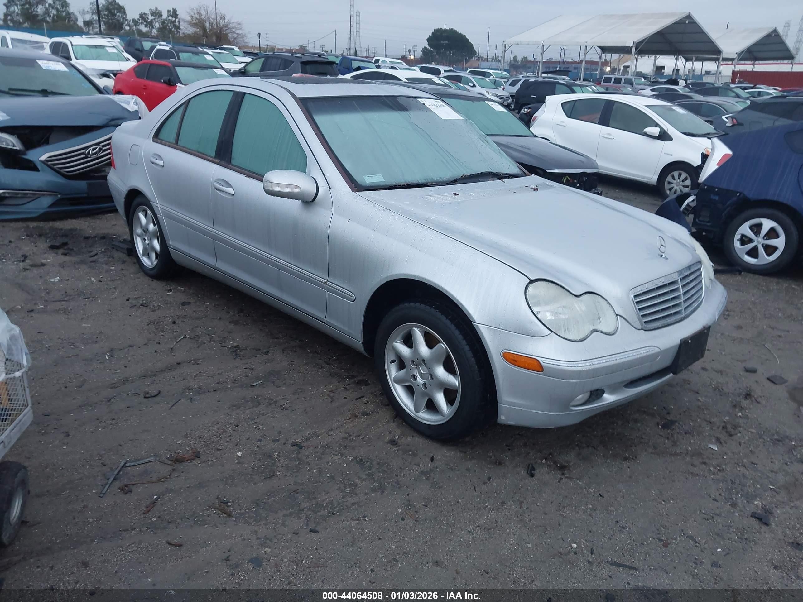 2001 Mercedes-benz C 320   Silver vin: WDBRF64J11F108278