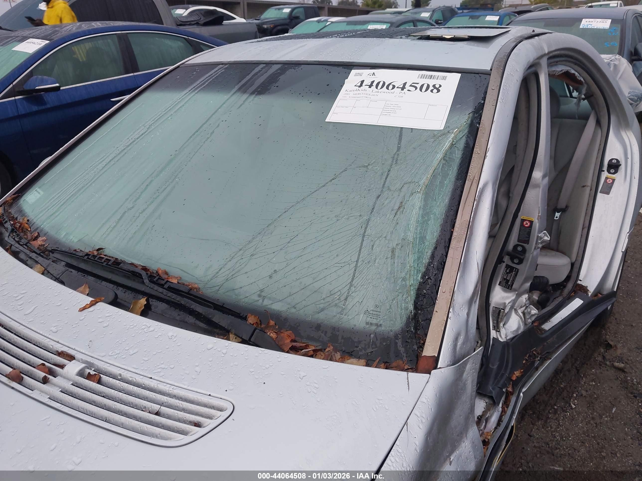 2001 Mercedes-benz C 320   Silver vin: WDBRF64J11F108278