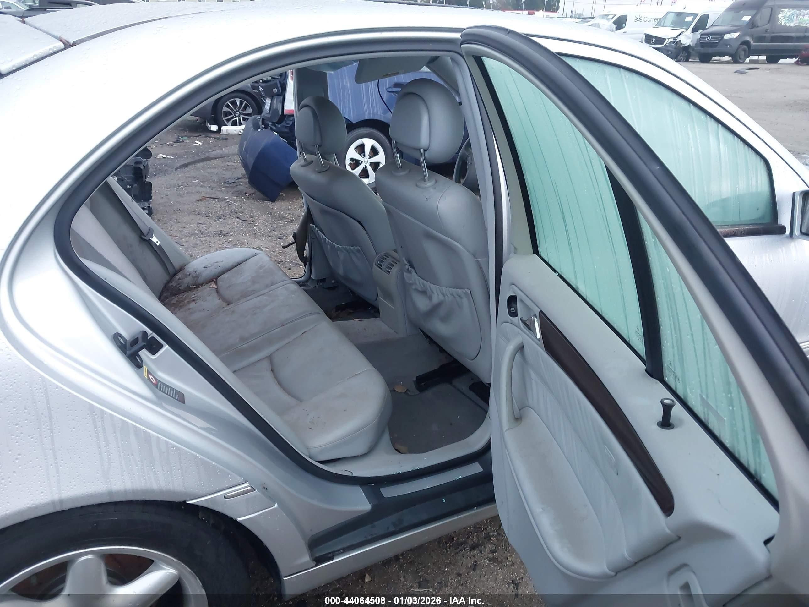 2001 Mercedes-benz C 320   Silver vin: WDBRF64J11F108278