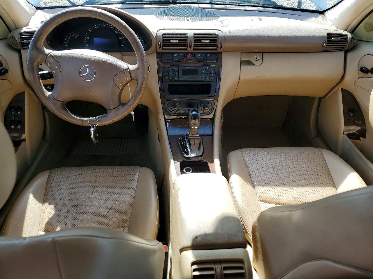 2001 Mercedes-benz C 320 White vin: WDBRF64J21E000791