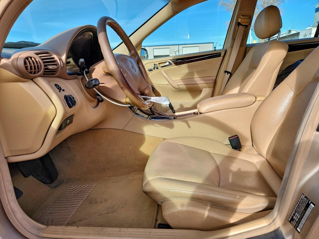 2003 Mercedes-benz C 320 Gold vin: WDBRF64J23F359572