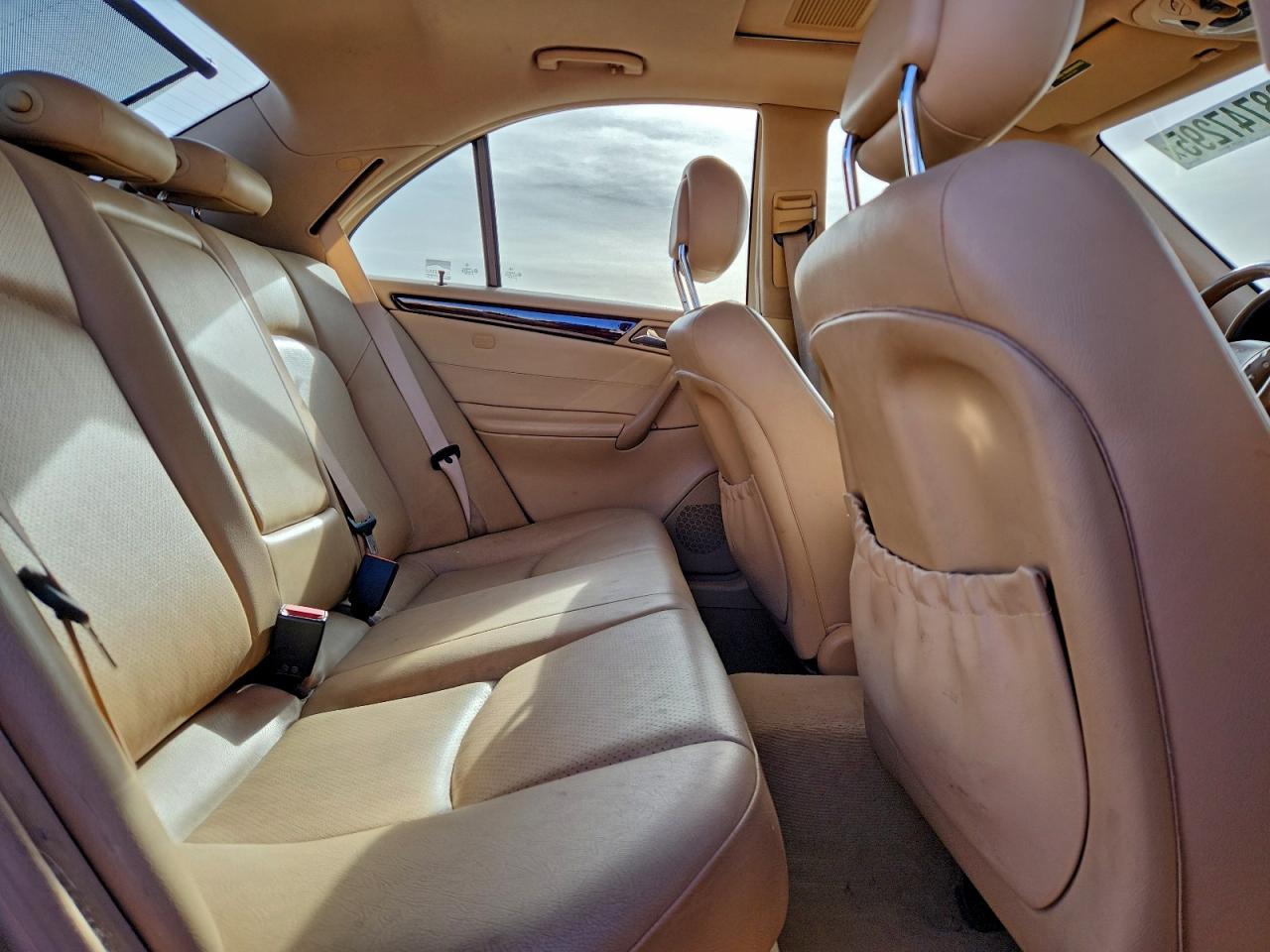 2003 Mercedes-benz C 320 Gold vin: WDBRF64J23F359572