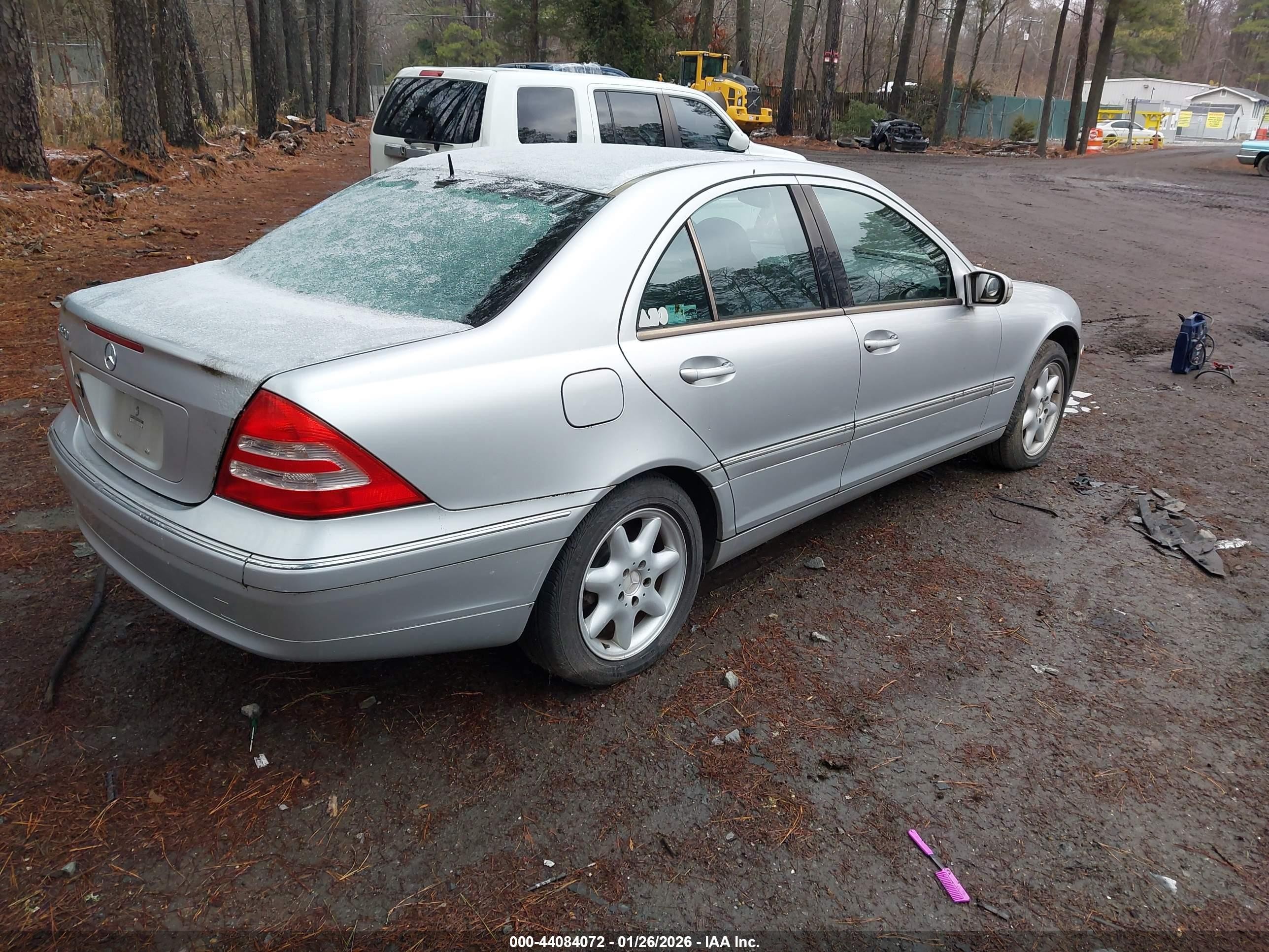 2001 Mercedes-benz C 320   Silver vin: WDBRF64J31F035348