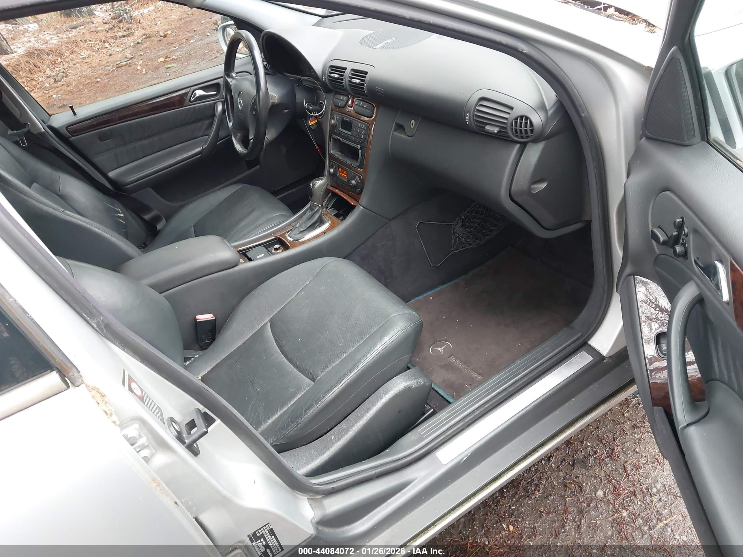 2001 Mercedes-benz C 320   Silver vin: WDBRF64J31F035348