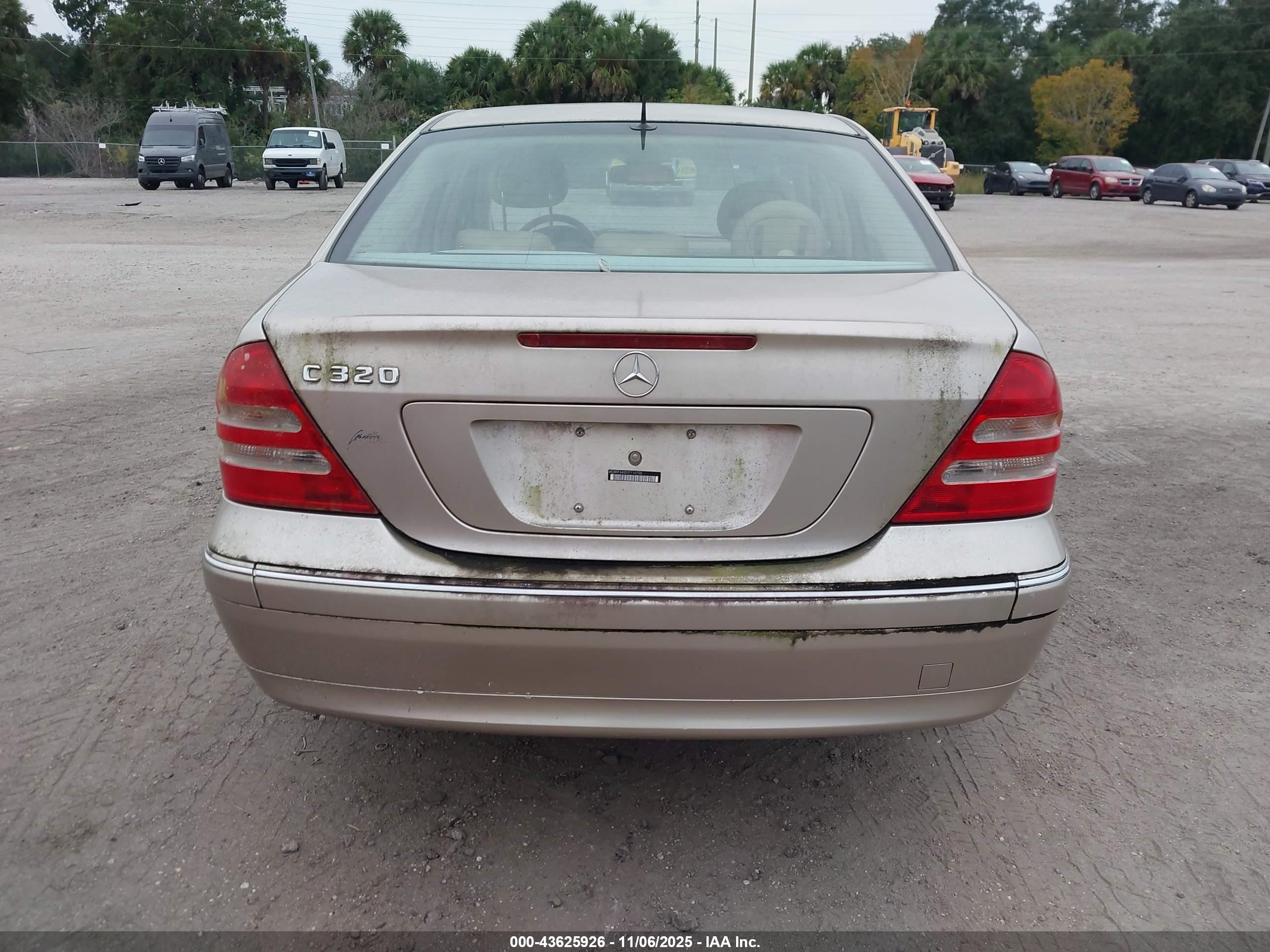 2001 Mercedes-benz C 320 Gold vin: WDBRF64J31F116706