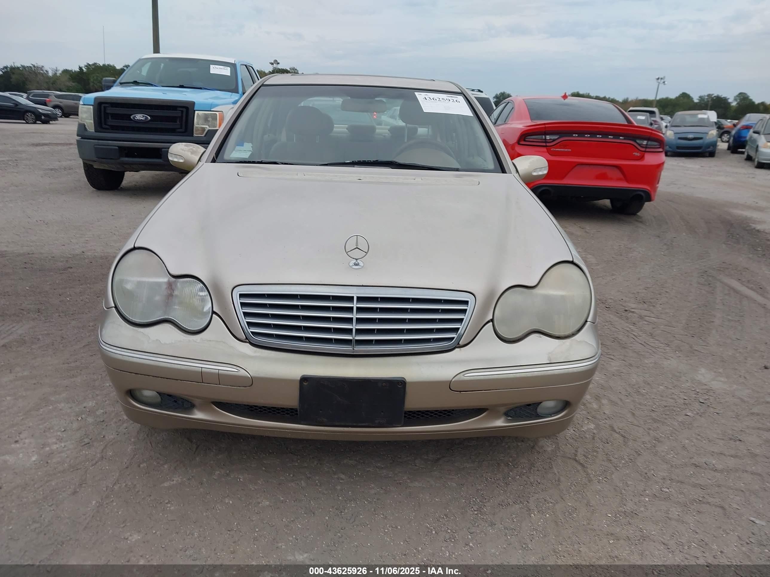 2001 Mercedes-benz C 320 Gold vin: WDBRF64J31F116706