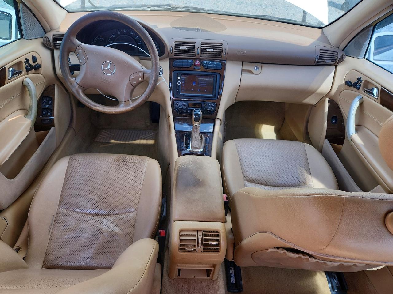 2002 Mercedes-benz C 320 White vin: WDBRF64J32F182576