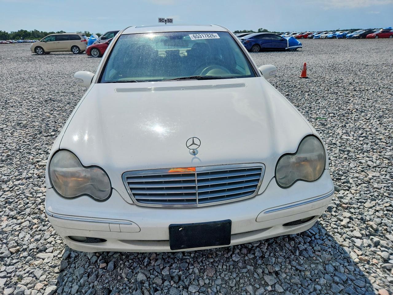 2002 Mercedes-benz C 320 White vin: WDBRF64J32F182576