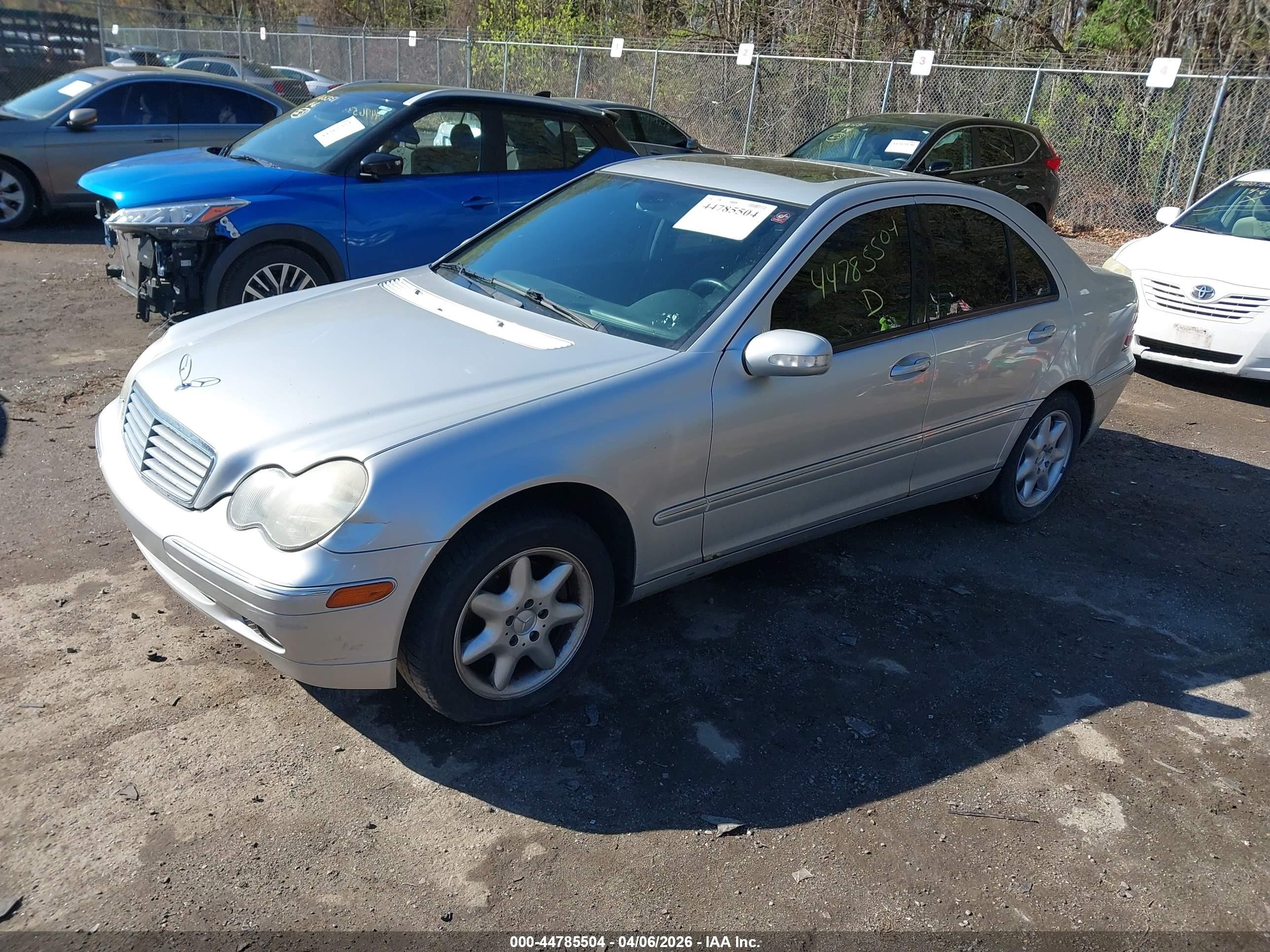 2001 Mercedes-benz C 320   Silver vin: WDBRF64J41F022401
