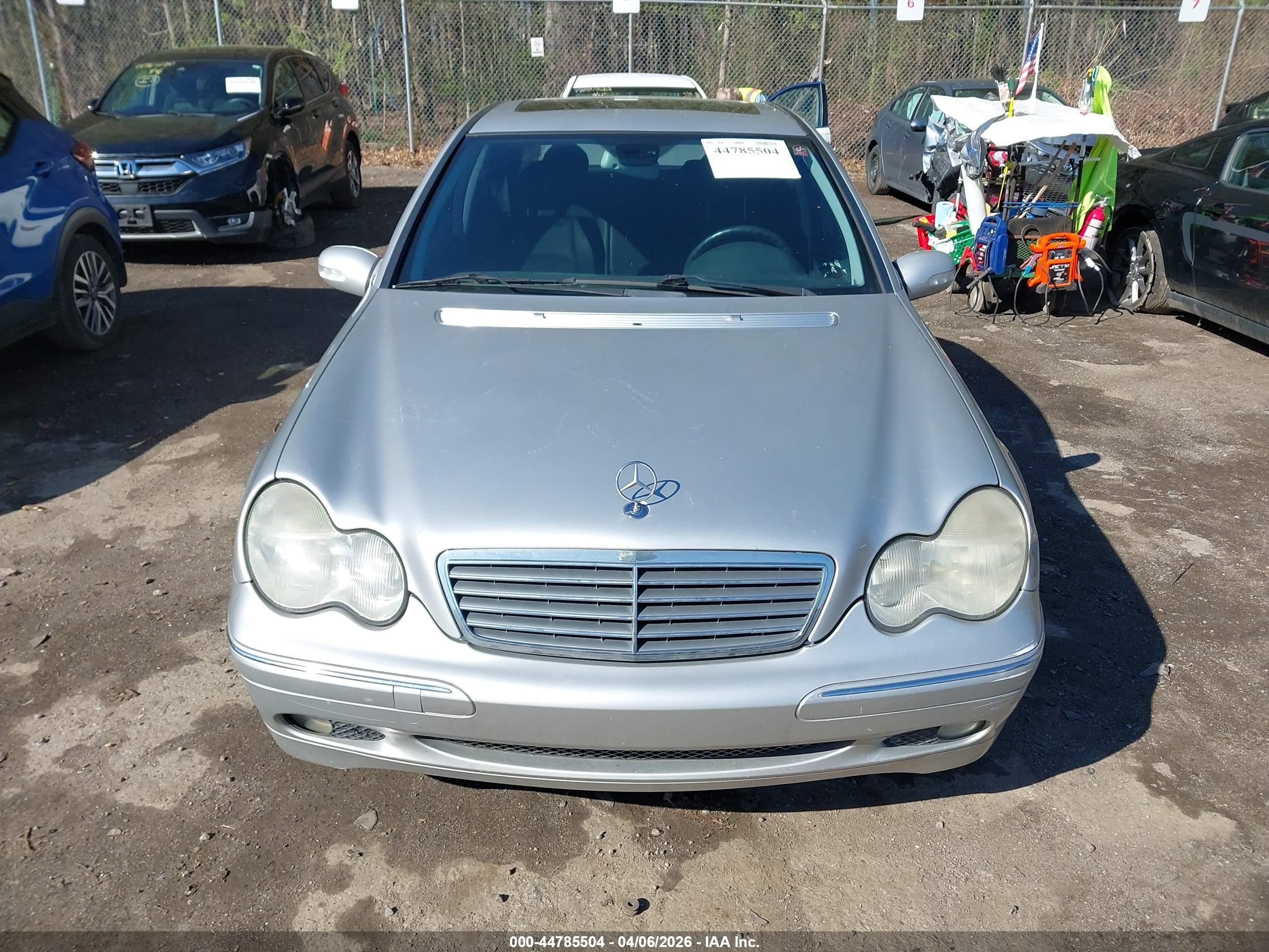 2001 Mercedes-benz C 320   Silver vin: WDBRF64J41F022401