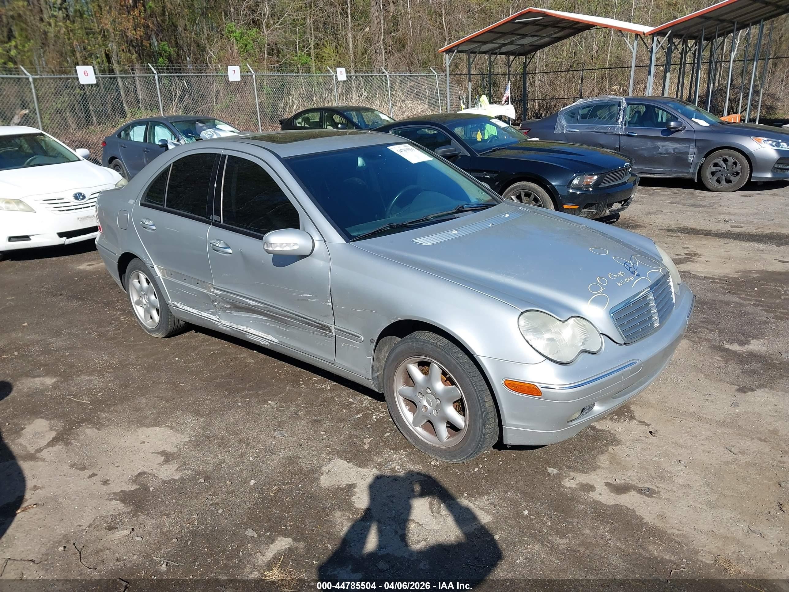 2001 Mercedes-benz C 320   Silver vin: WDBRF64J41F022401
