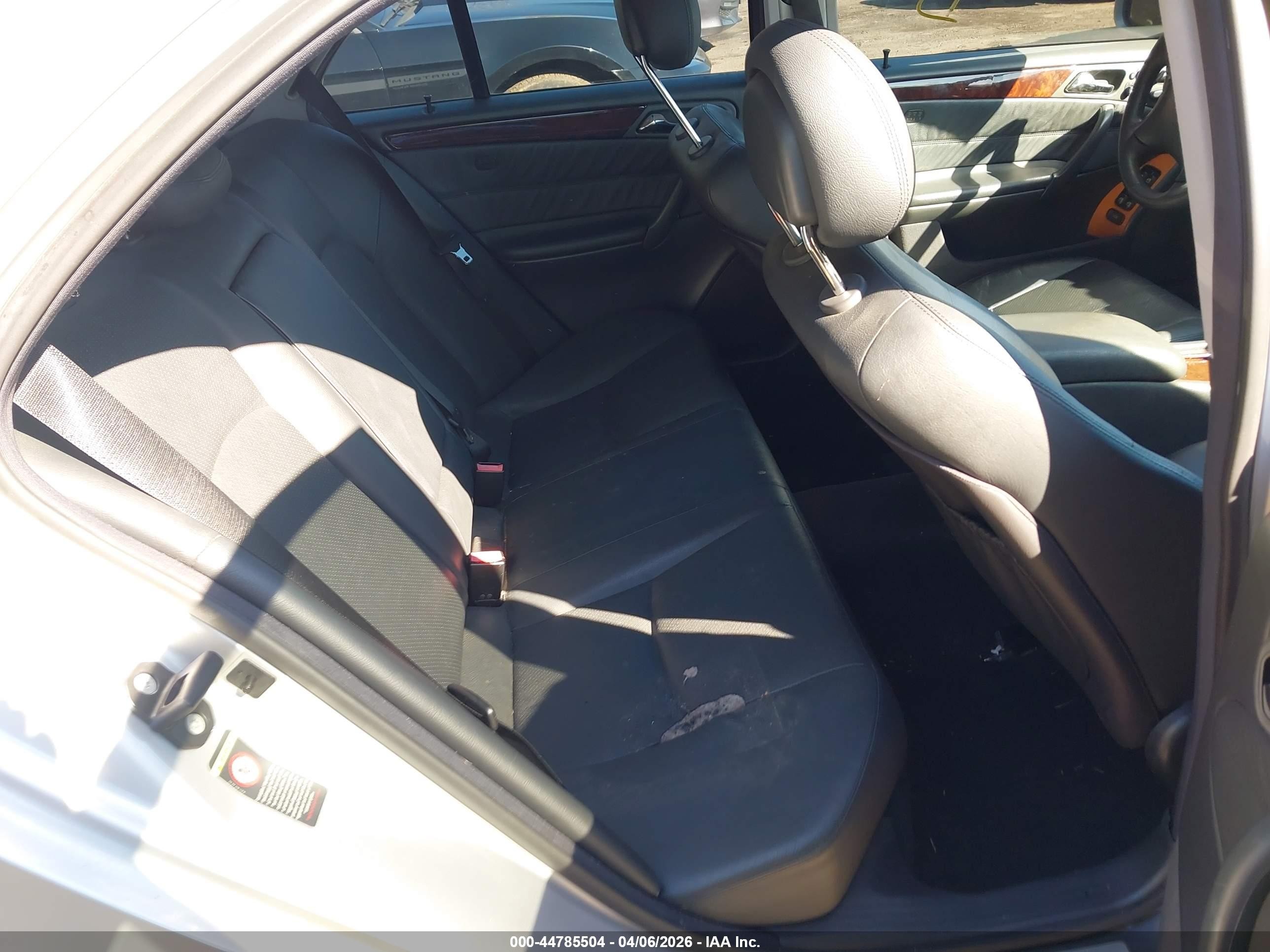 2001 Mercedes-benz C 320   Silver vin: WDBRF64J41F022401