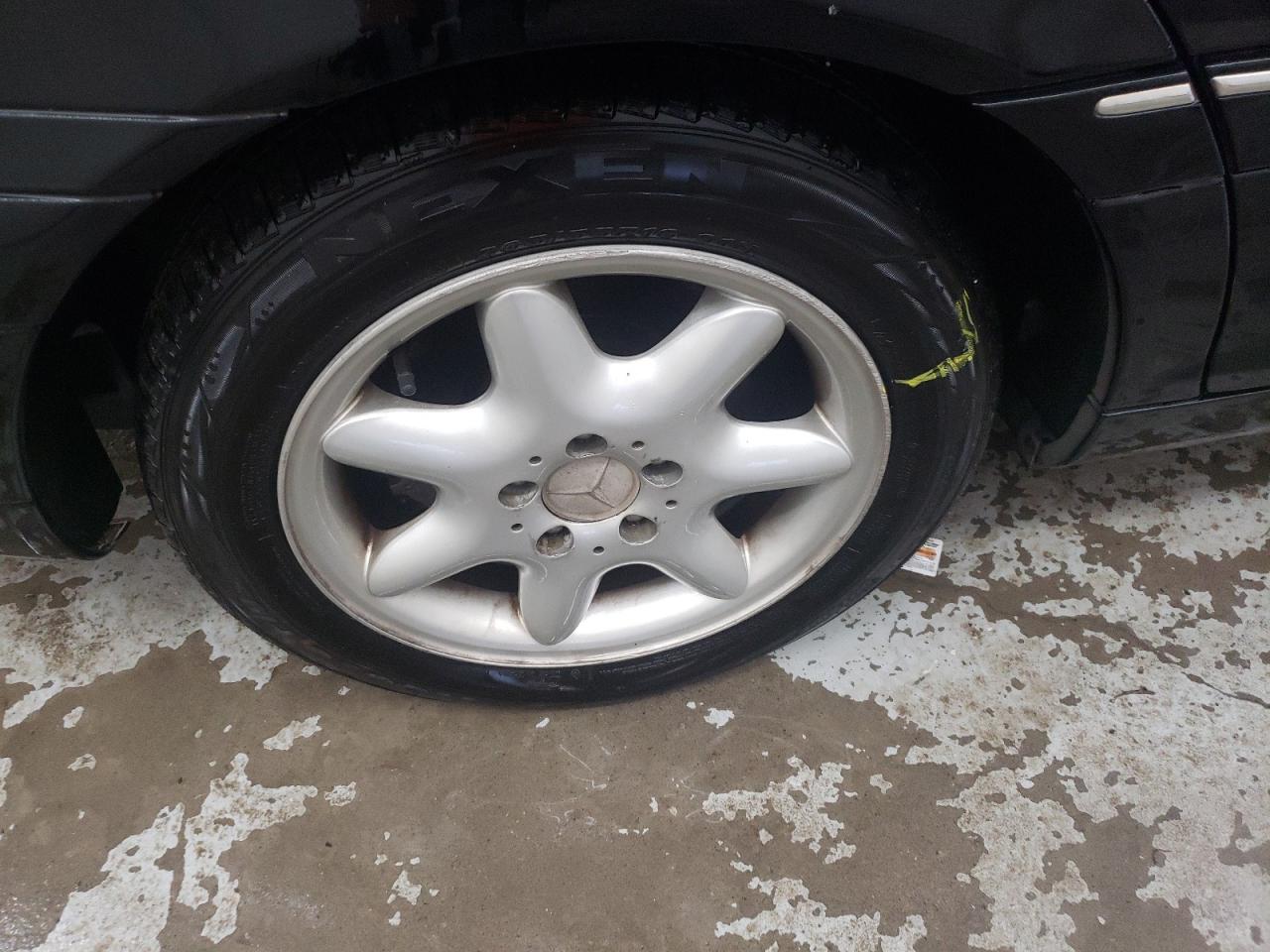 2001 Mercedes-benz C 320 Black vin: WDBRF64J41F044530 Damage: Right Rear Wheel, Curb Rash, 5 To 6 Inches