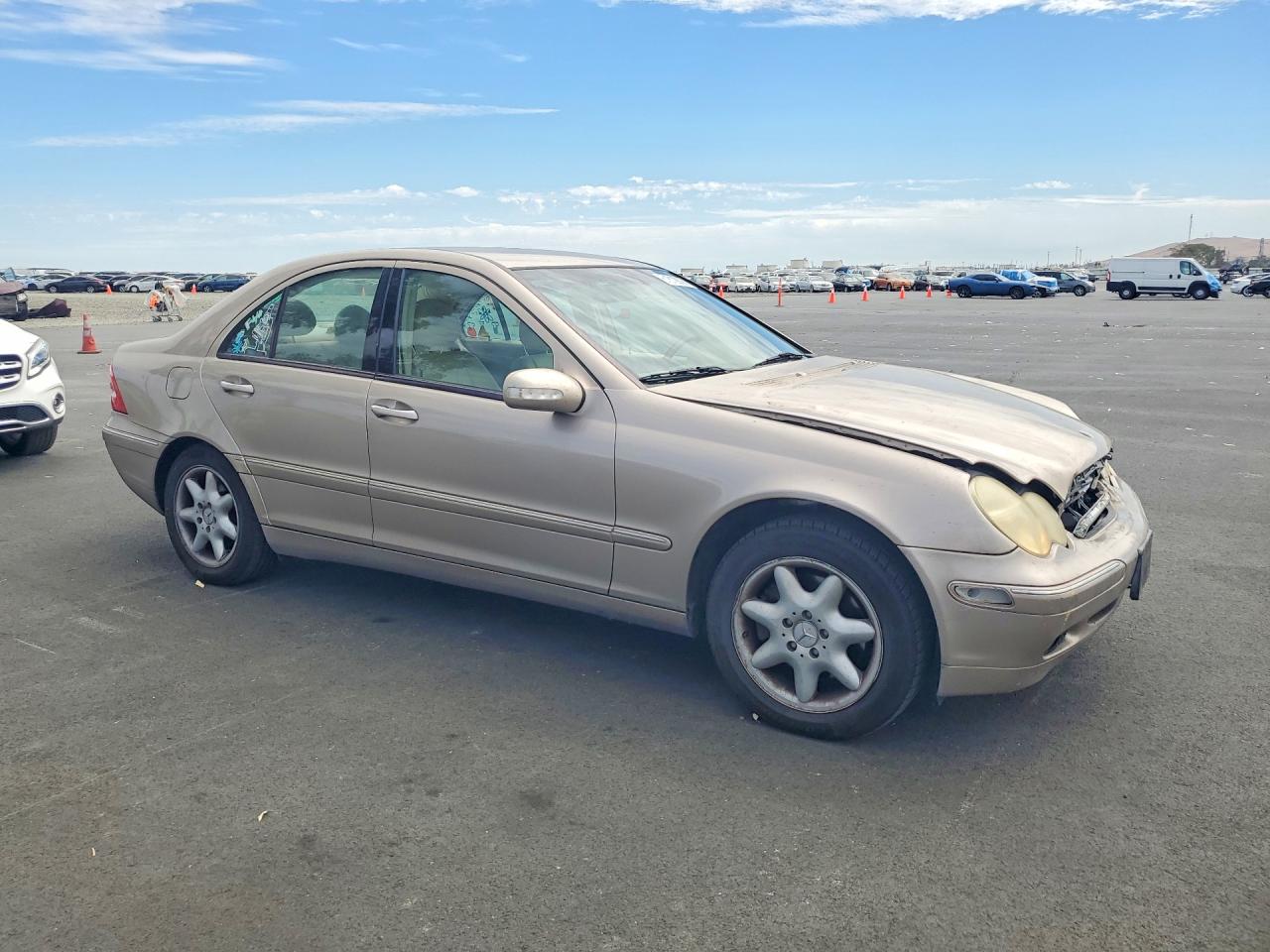2002 Mercedes-benz C 320 Tan vin: WDBRF64J42F195241