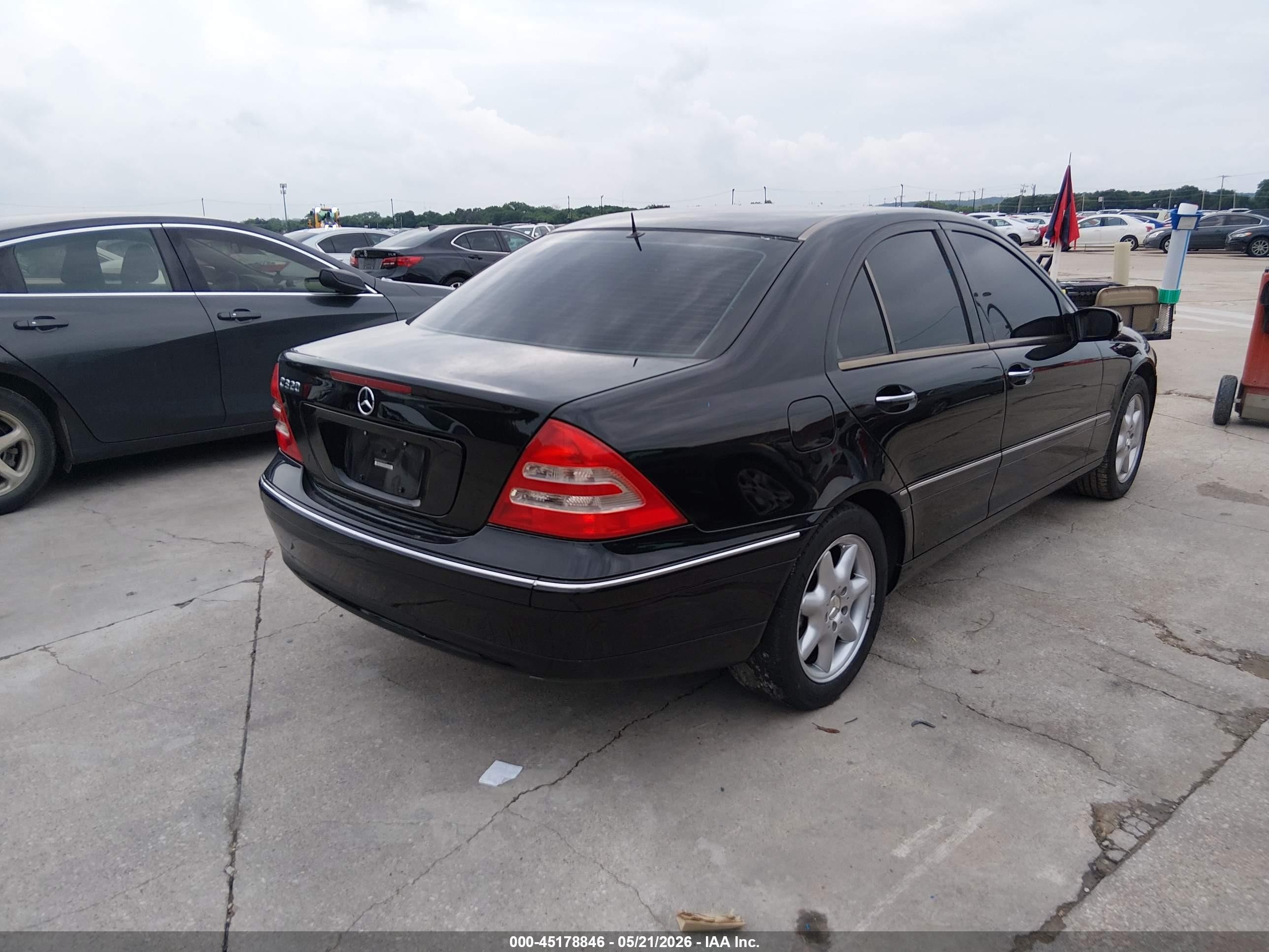 2002 Mercedes-benz C 320   Burgundy vin: WDBRF64J42F236516
