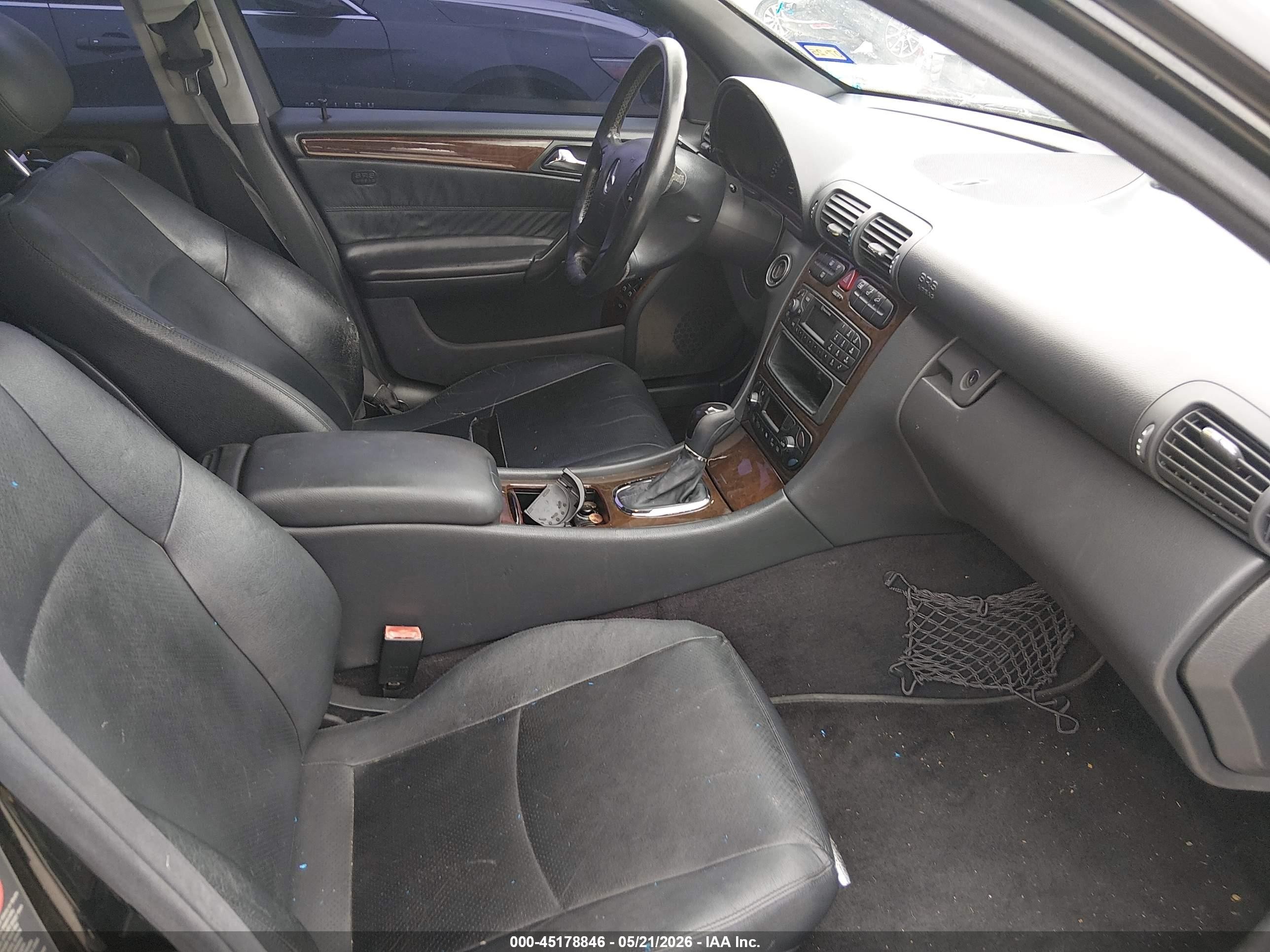 2002 Mercedes-benz C 320   Burgundy vin: WDBRF64J42F236516