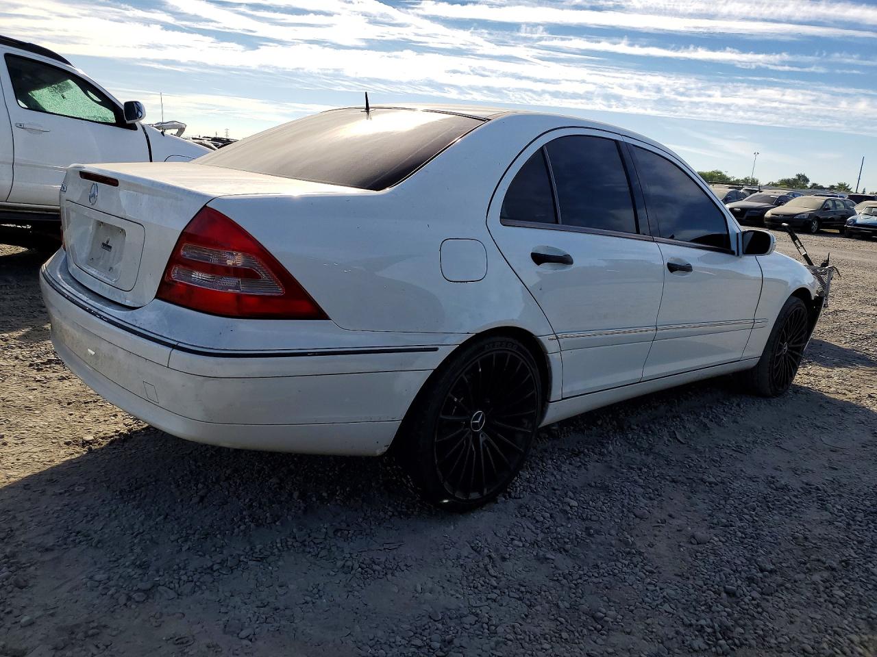 2002 Mercedes-benz C 320 Белый vin: WDBRF64J42F255115
