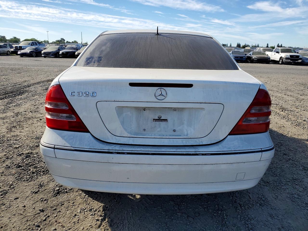 2002 Mercedes-benz C 320 Белый vin: WDBRF64J42F255115