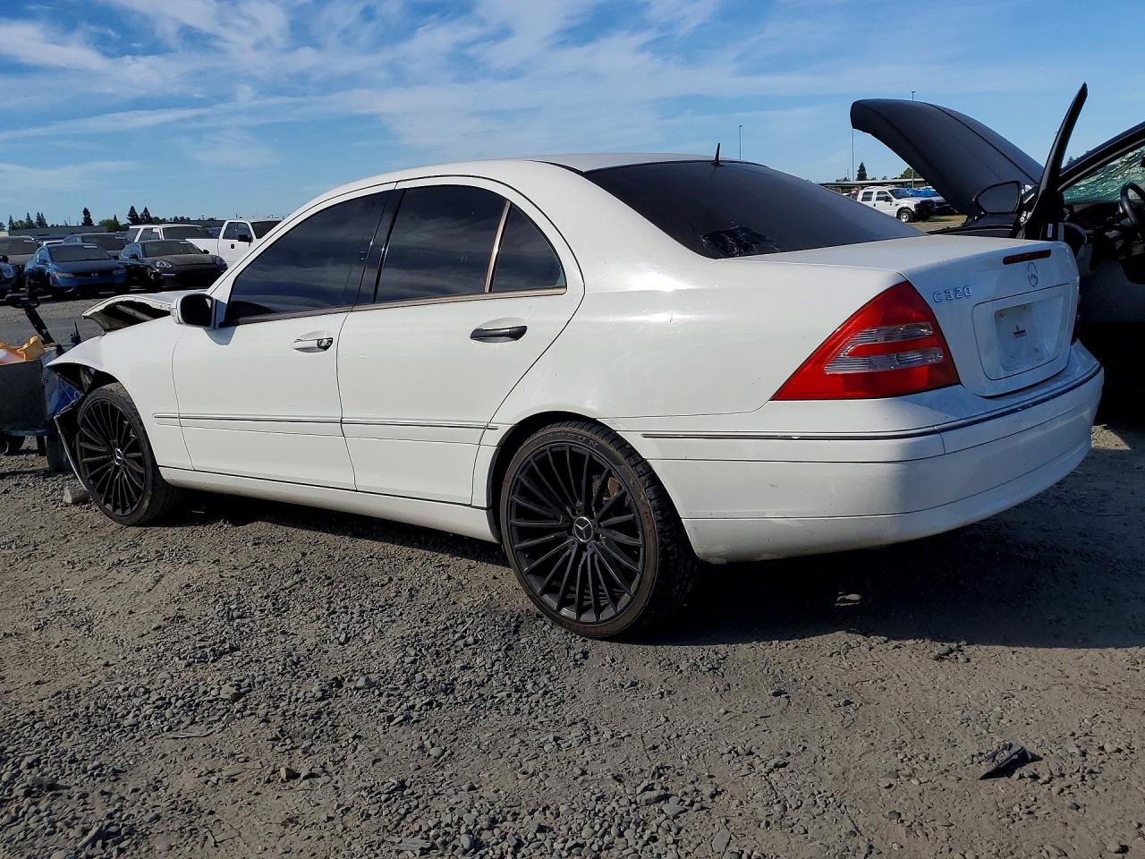 2002 Mercedes-benz C 320 Белый vin: WDBRF64J42F255115