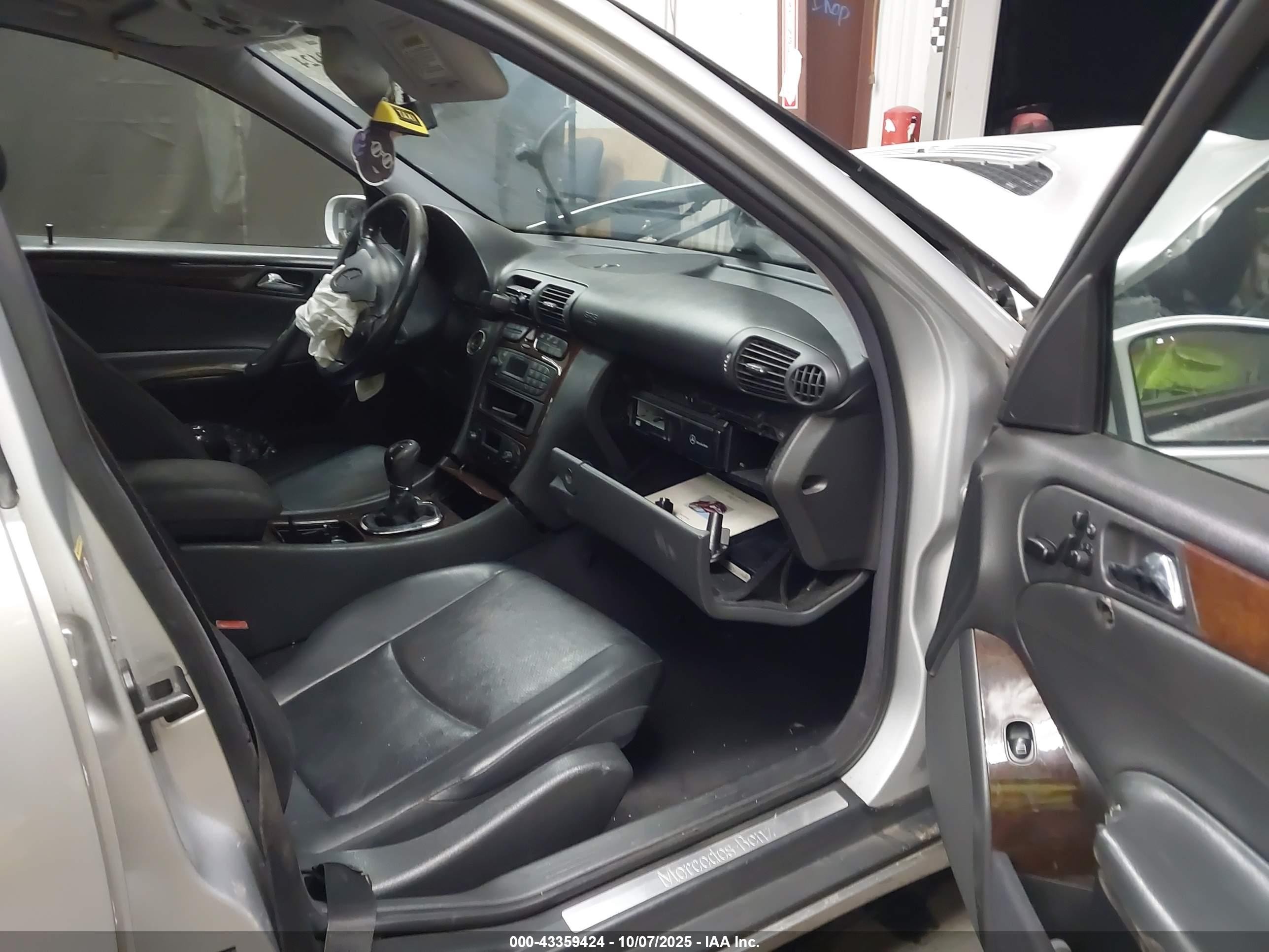 2001 Mercedes-benz C 320   Gray vin: WDBRF64J51F049977