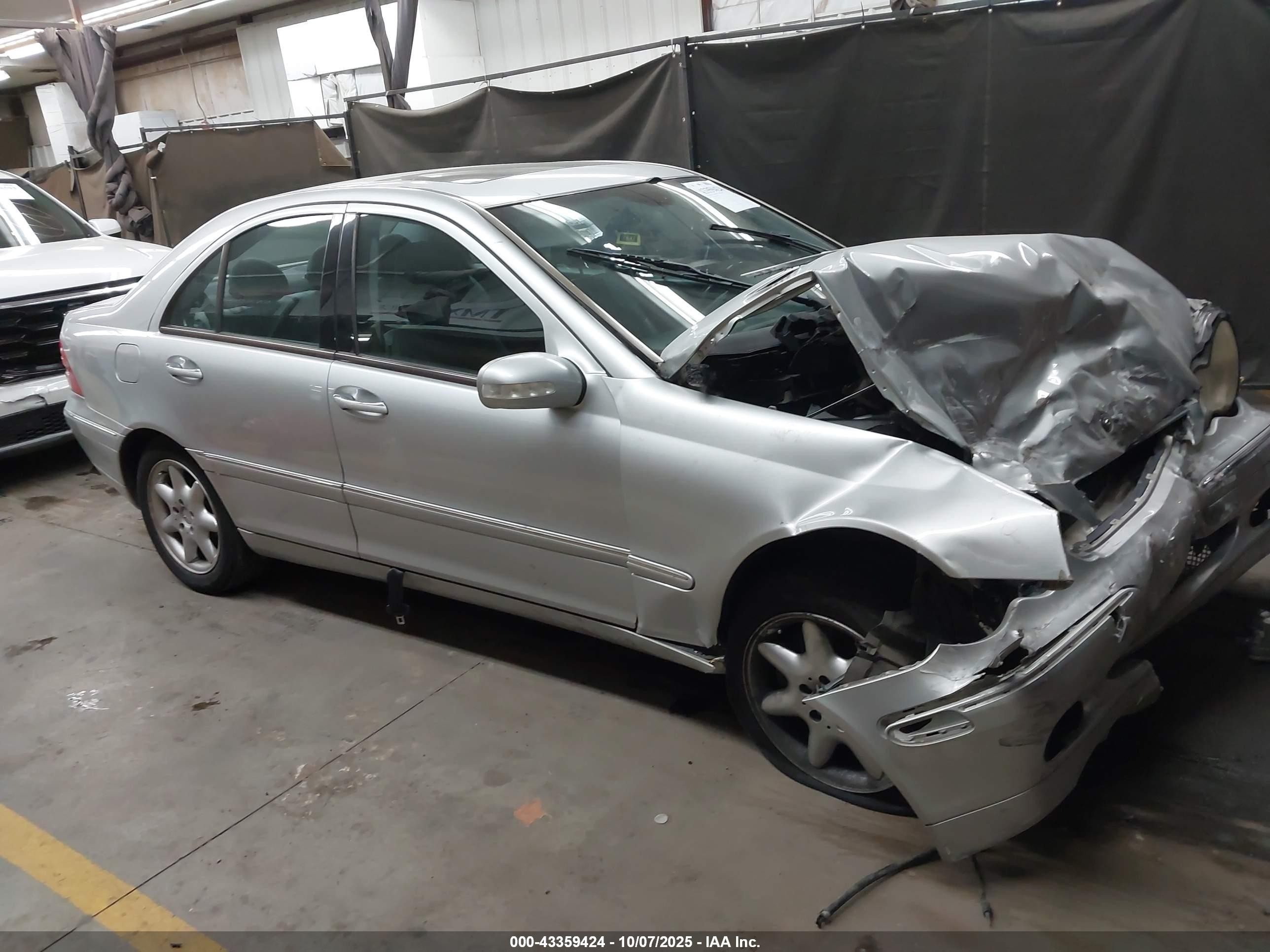2001 Mercedes-benz C 320   Gray vin: WDBRF64J51F049977