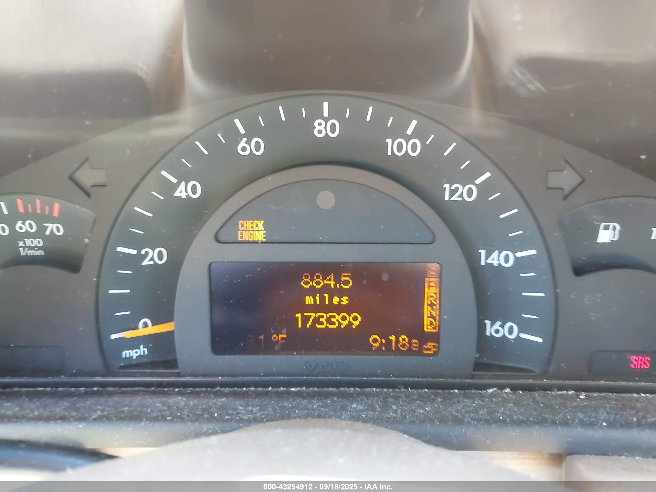 2001 Mercedes-benz C 320   Gold vin: WDBRF64J51F108963