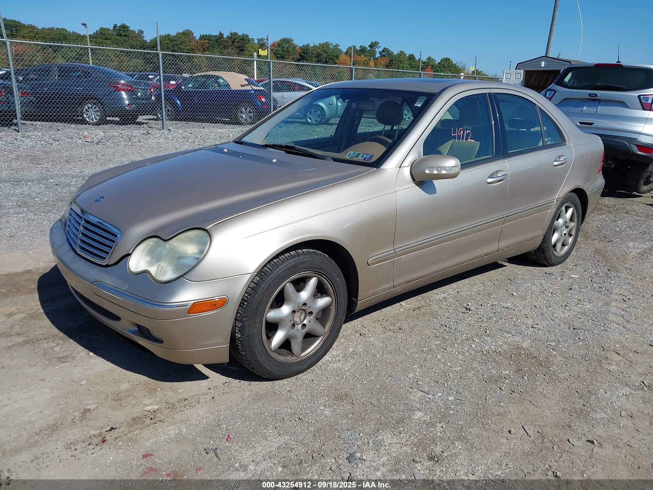 2001 Mercedes-benz C 320   Gold vin: WDBRF64J51F108963