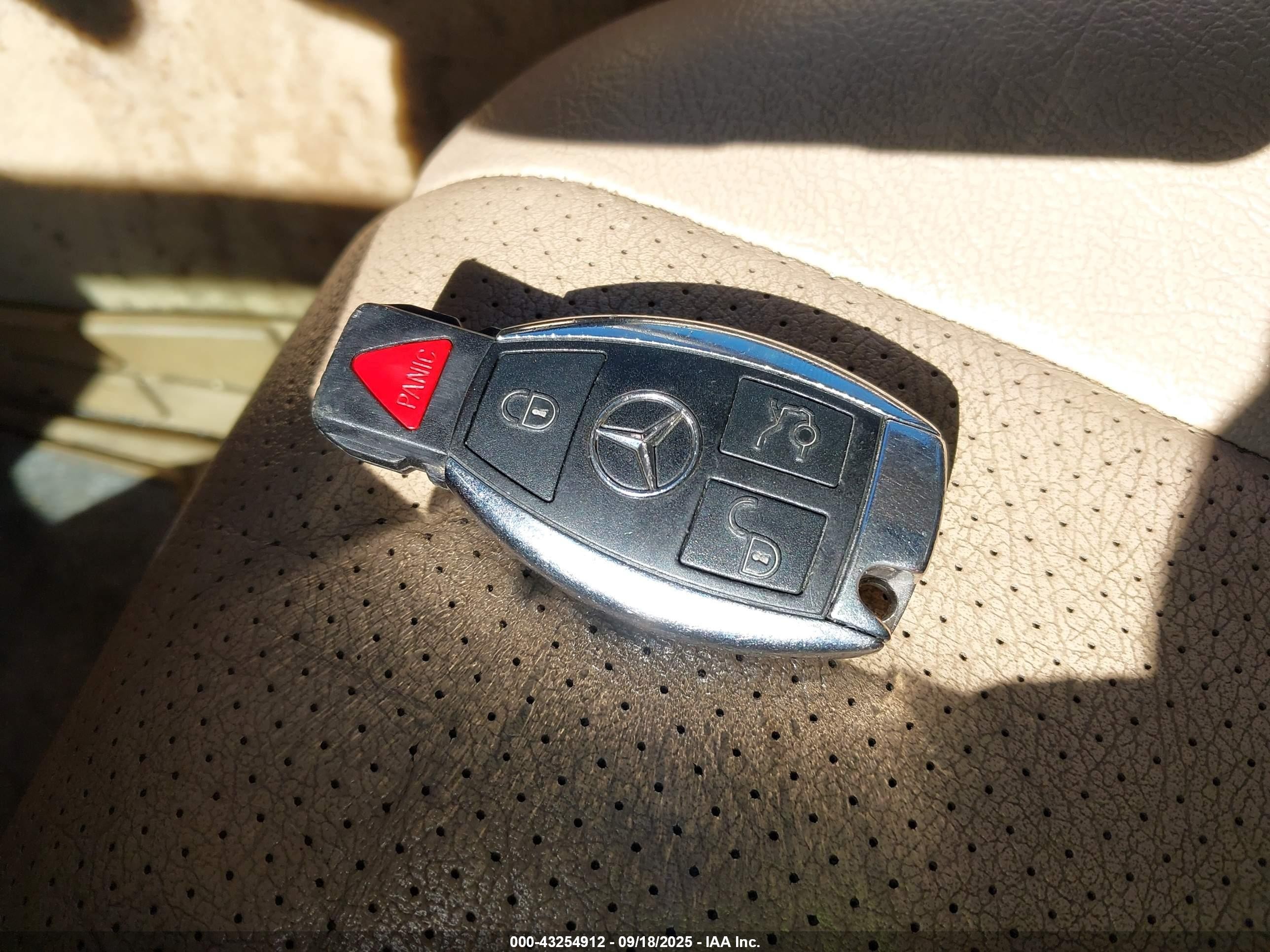 2001 Mercedes-benz C 320   Gold vin: WDBRF64J51F108963