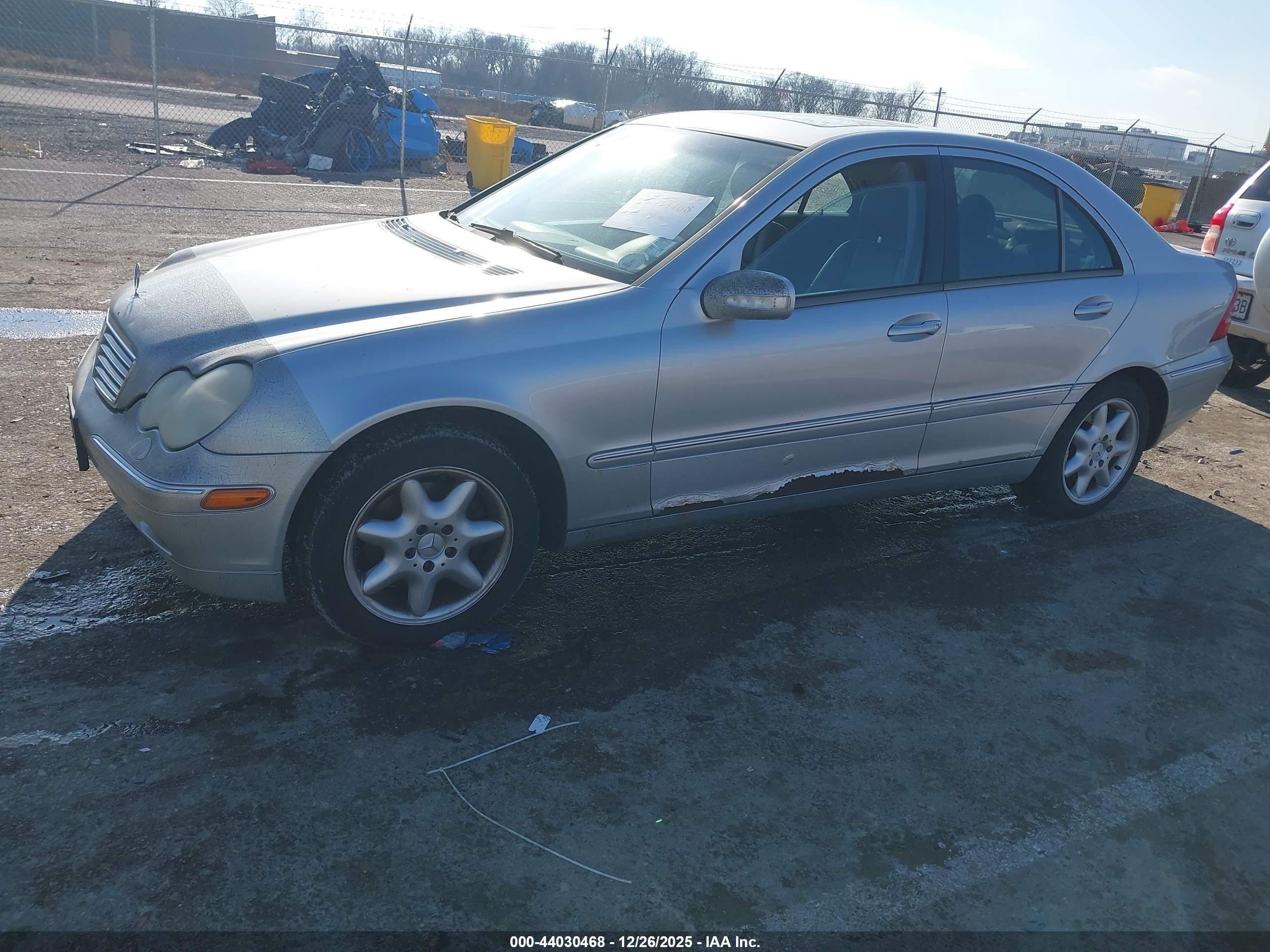 2001 Mercedes-benz C 320   Silver vin: WDBRF64J51F119218