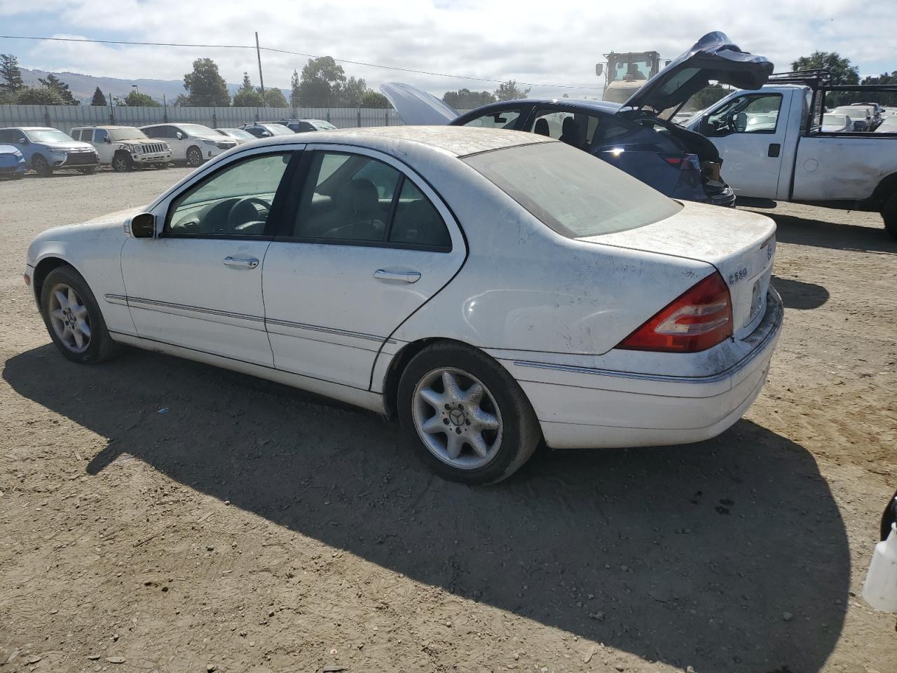 2003 Mercedes-benz C 320 White vin: WDBRF64J53F397068