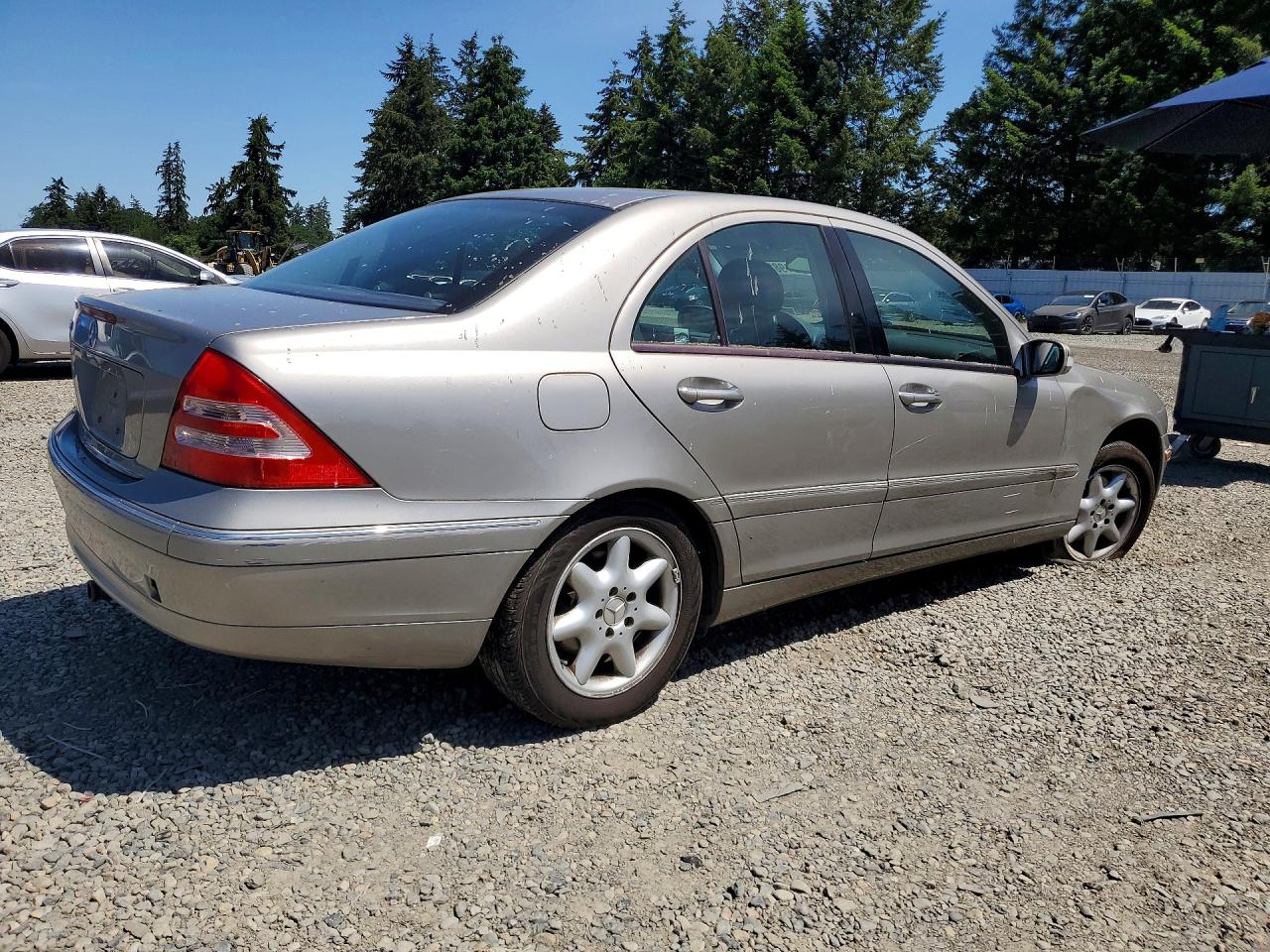 2004 Mercedes-benz C 320 Серебряный vin: WDBRF64J54F509952