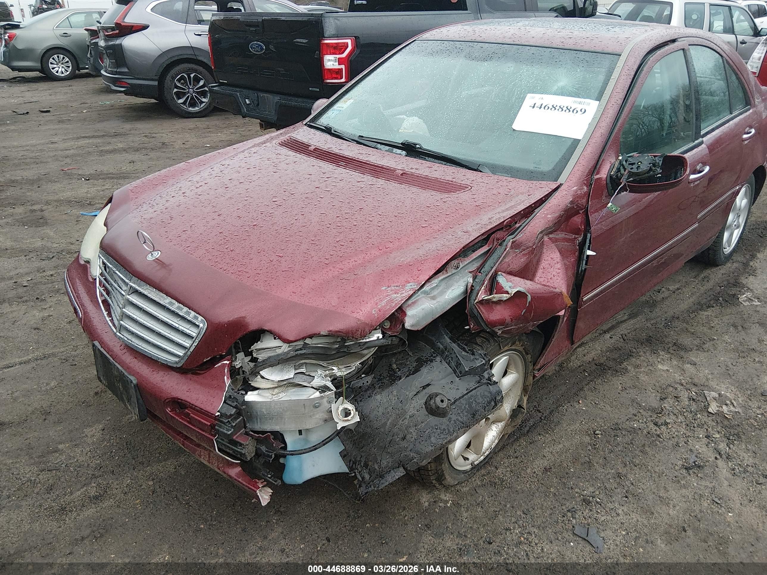 2002 Mercedes-benz C 320   Red vin: WDBRF64J62E002836