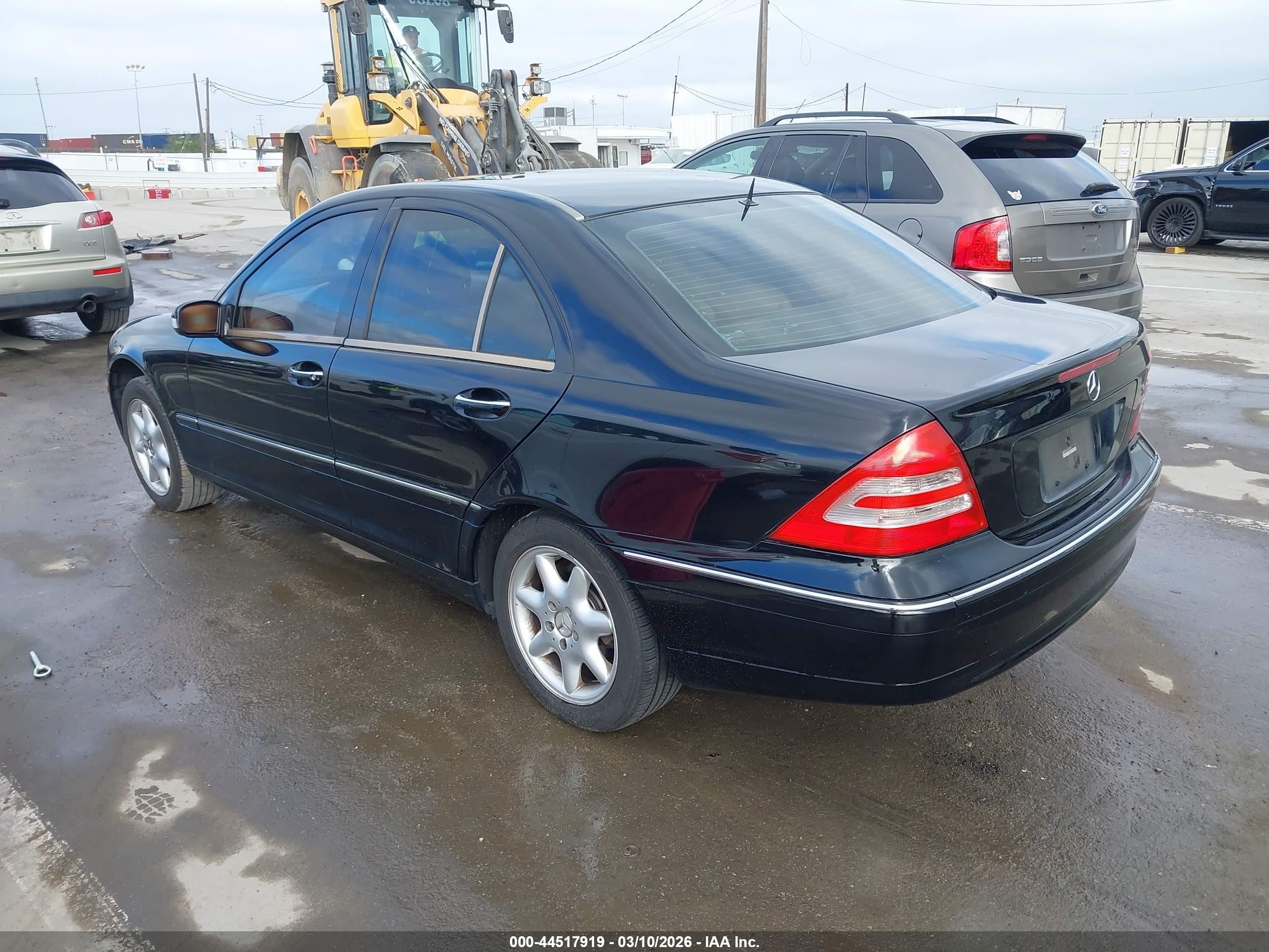 2002 Mercedes-benz C 320   Black vin: WDBRF64J62F193197