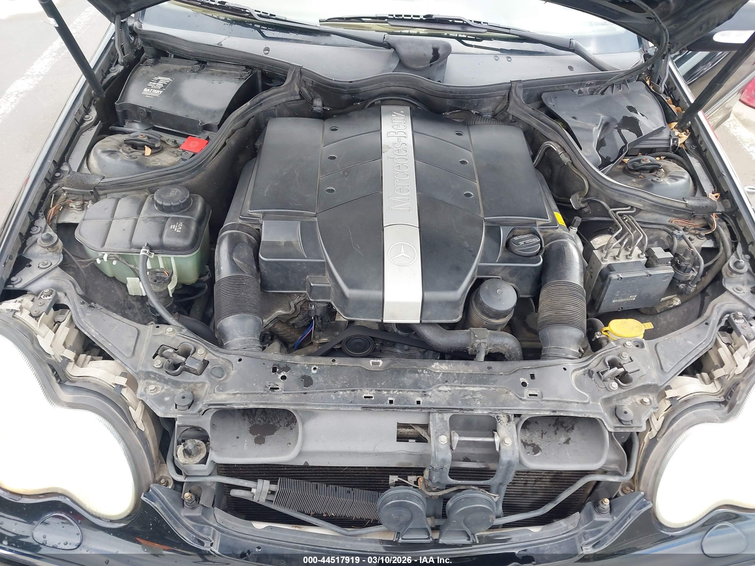 2002 Mercedes-benz C 320   Black vin: WDBRF64J62F193197