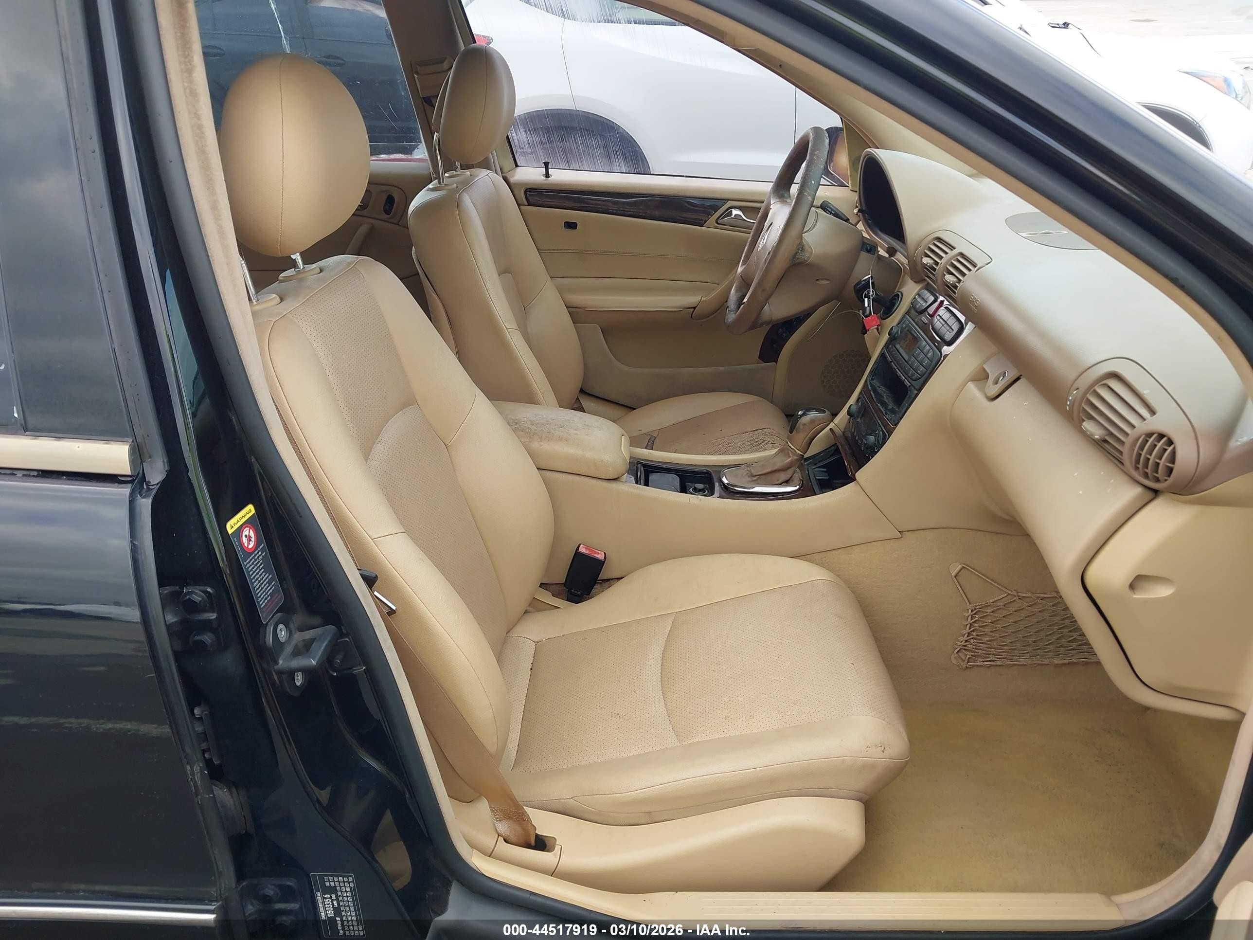 2002 Mercedes-benz C 320   Black vin: WDBRF64J62F193197