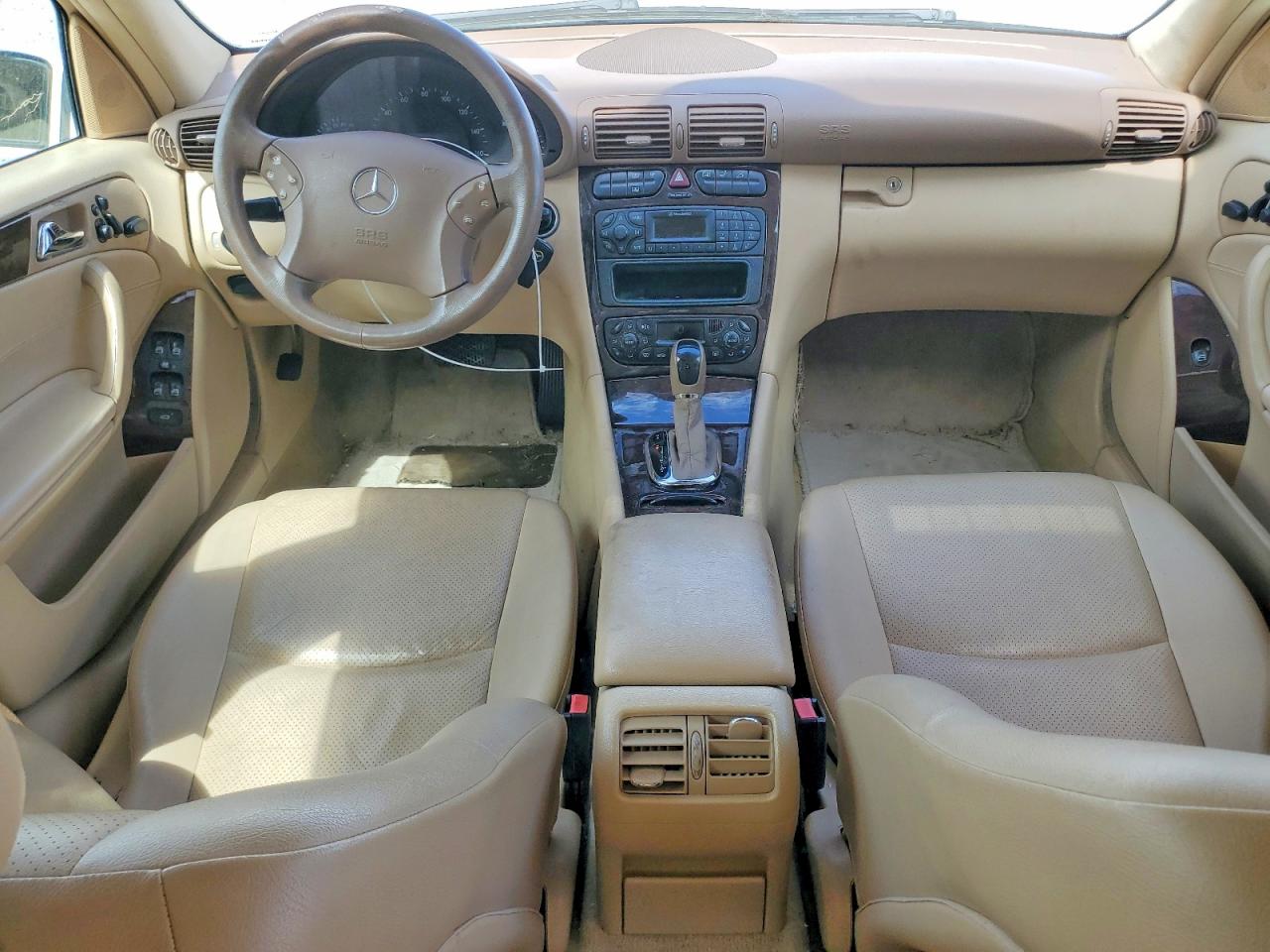 2004 Mercedes-benz C 320 White vin: WDBRF64J64F514013