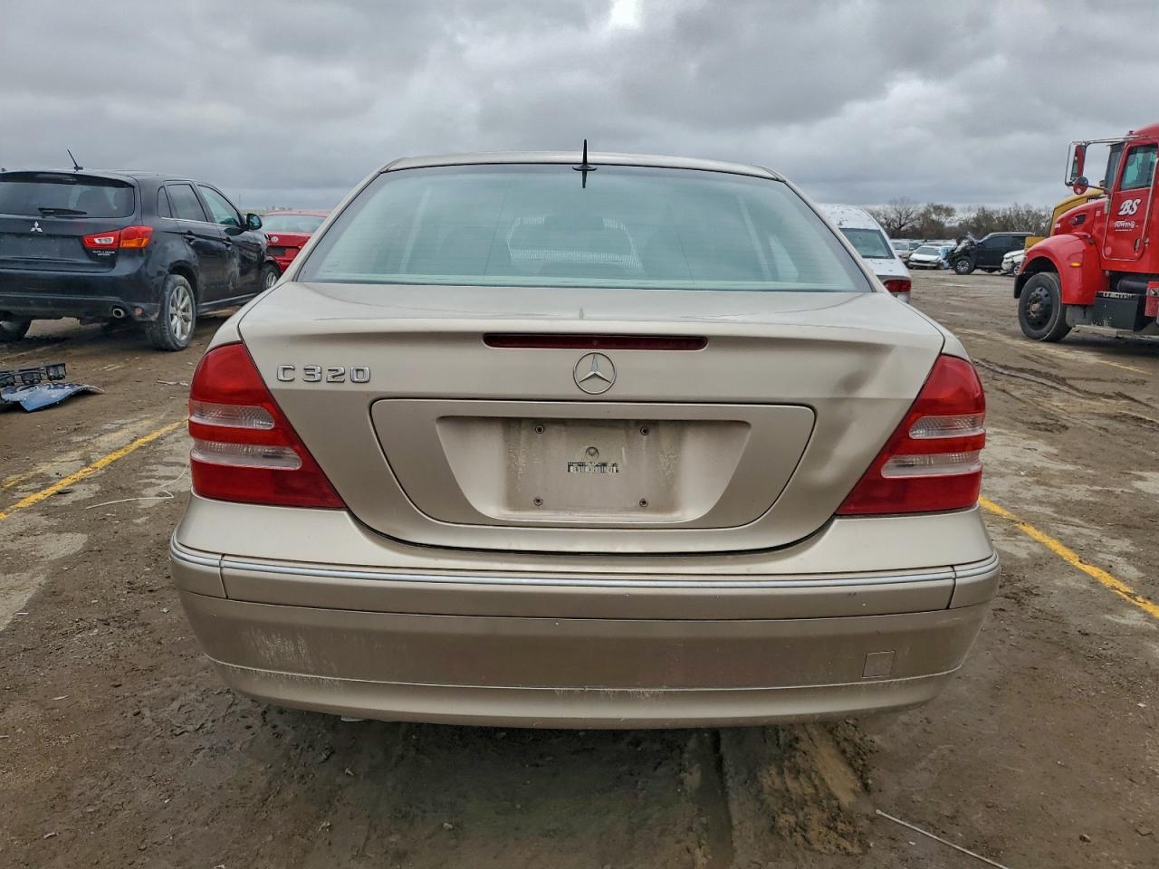 2001 Mercedes-benz C 320 Gold vin: WDBRF64J71F019203